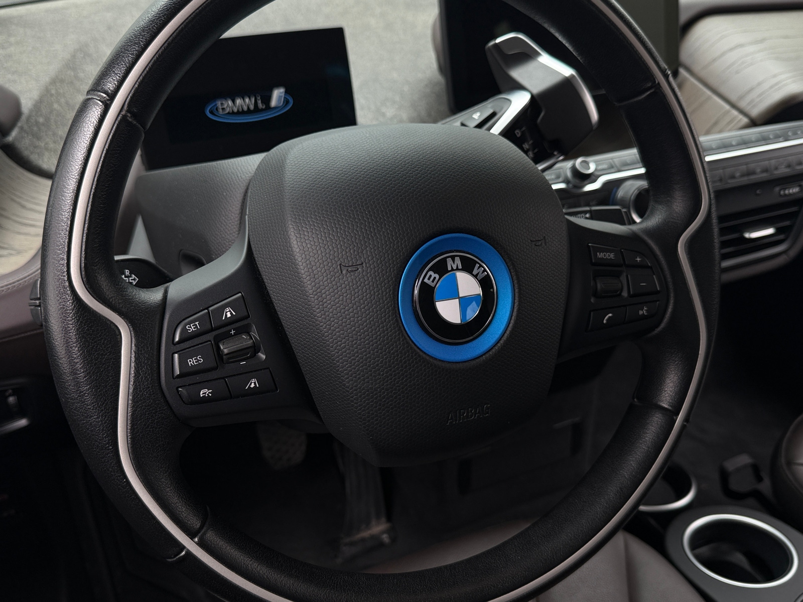 Thumbnail: 2019 BMW i3 - 4
