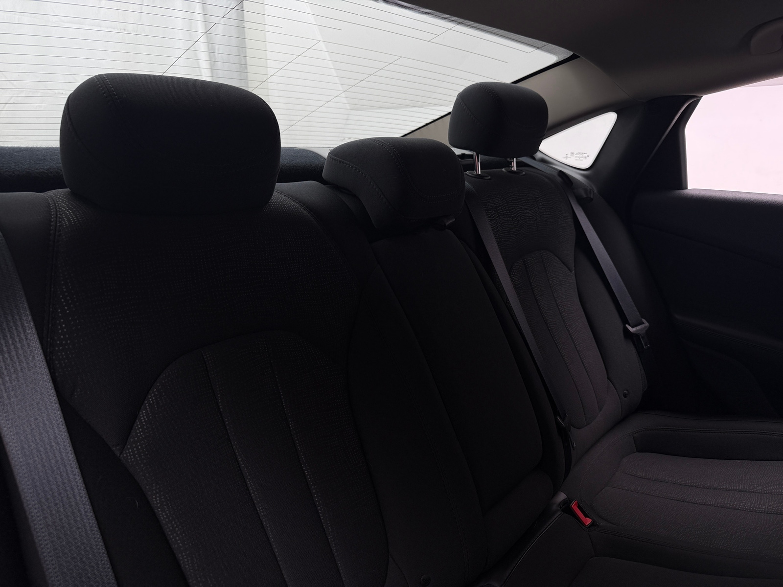 Thumbnail: 2016 Chrysler 200 - 6