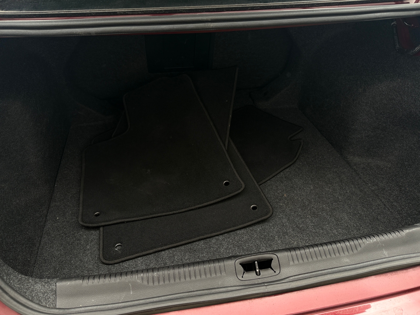 Thumbnail: 2016 Chrysler 200 - 7