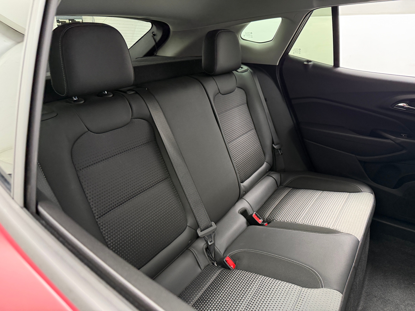 Thumbnail: 2025 Chevrolet Trax - 5