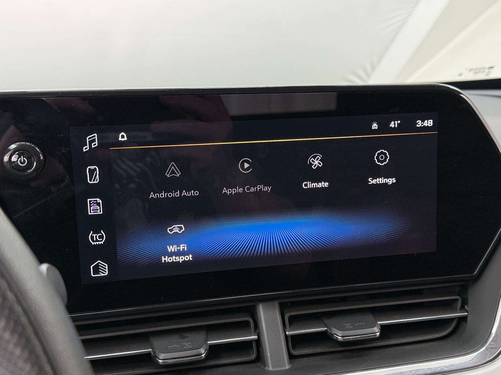 Thumbnail: 2025 Chevrolet Trax - 3