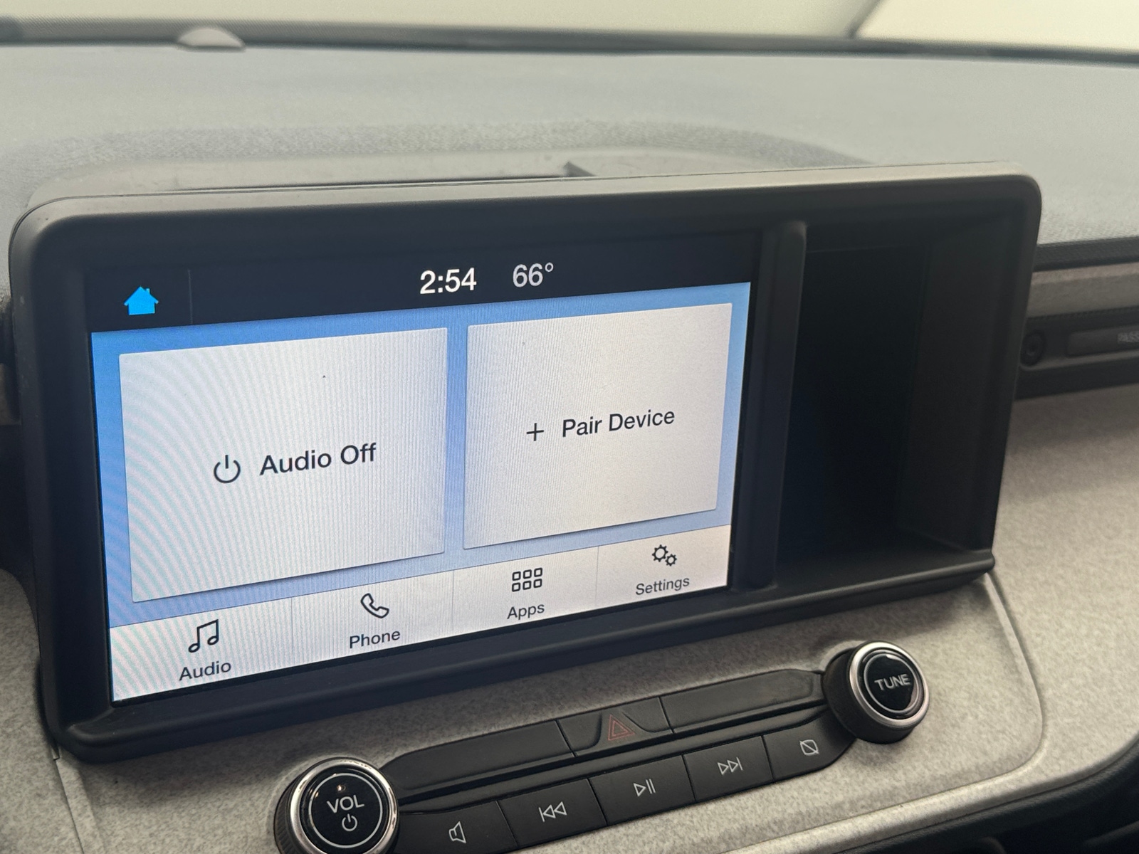 Thumbnail: 2022 Ford Maverick - 4