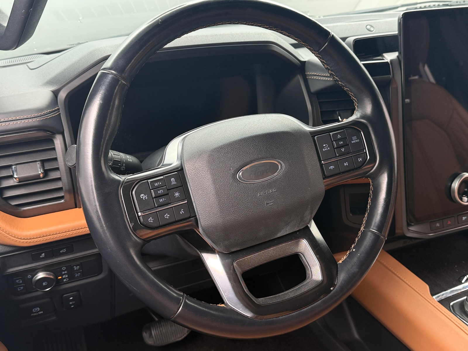 Thumbnail: 2022 Ford Expedition MAX - 4