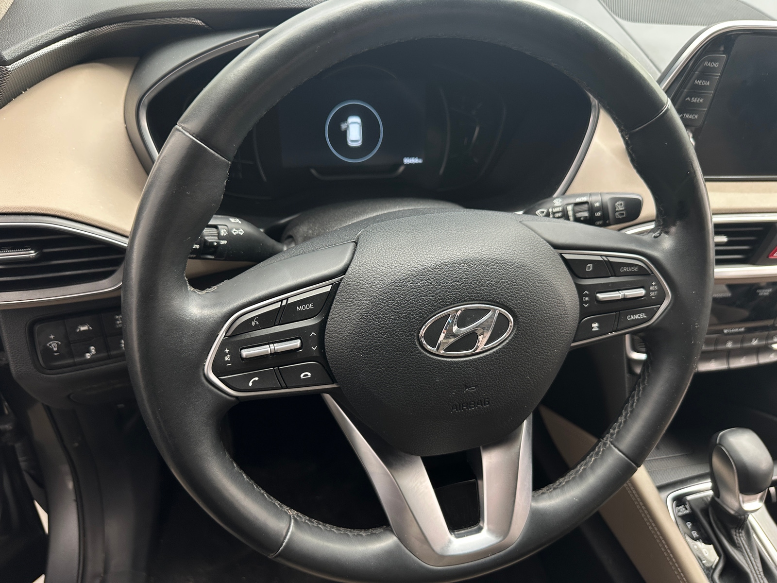 Thumbnail: 2020 Hyundai Santa Fe - 4