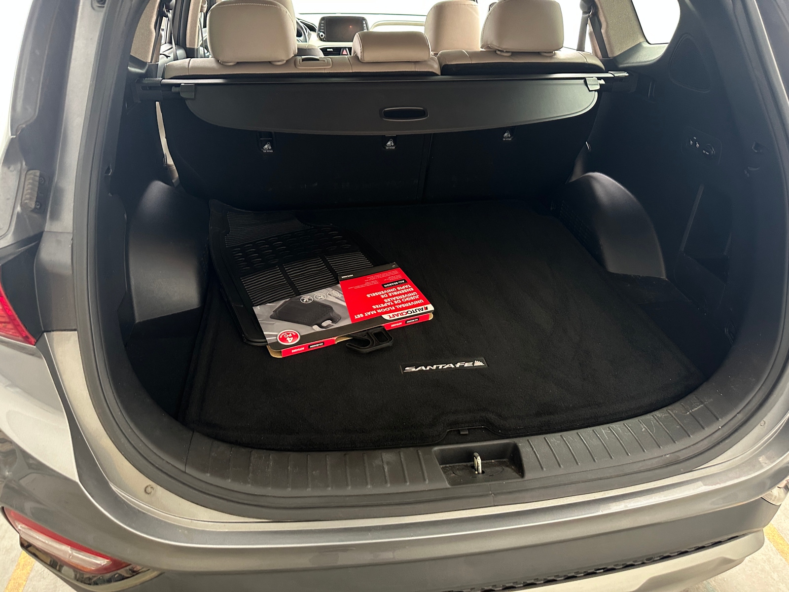 Thumbnail: 2020 Hyundai Santa Fe - 6