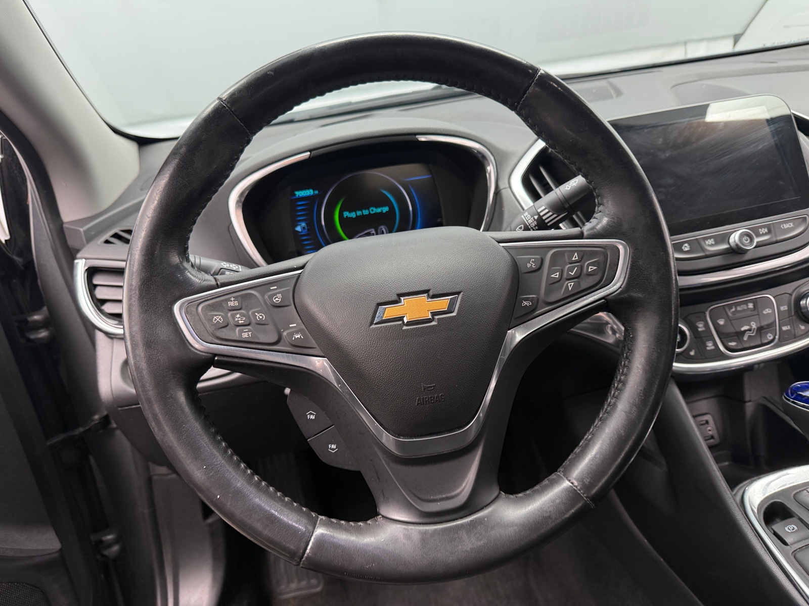 Thumbnail: 2018 Chevrolet Volt - 4