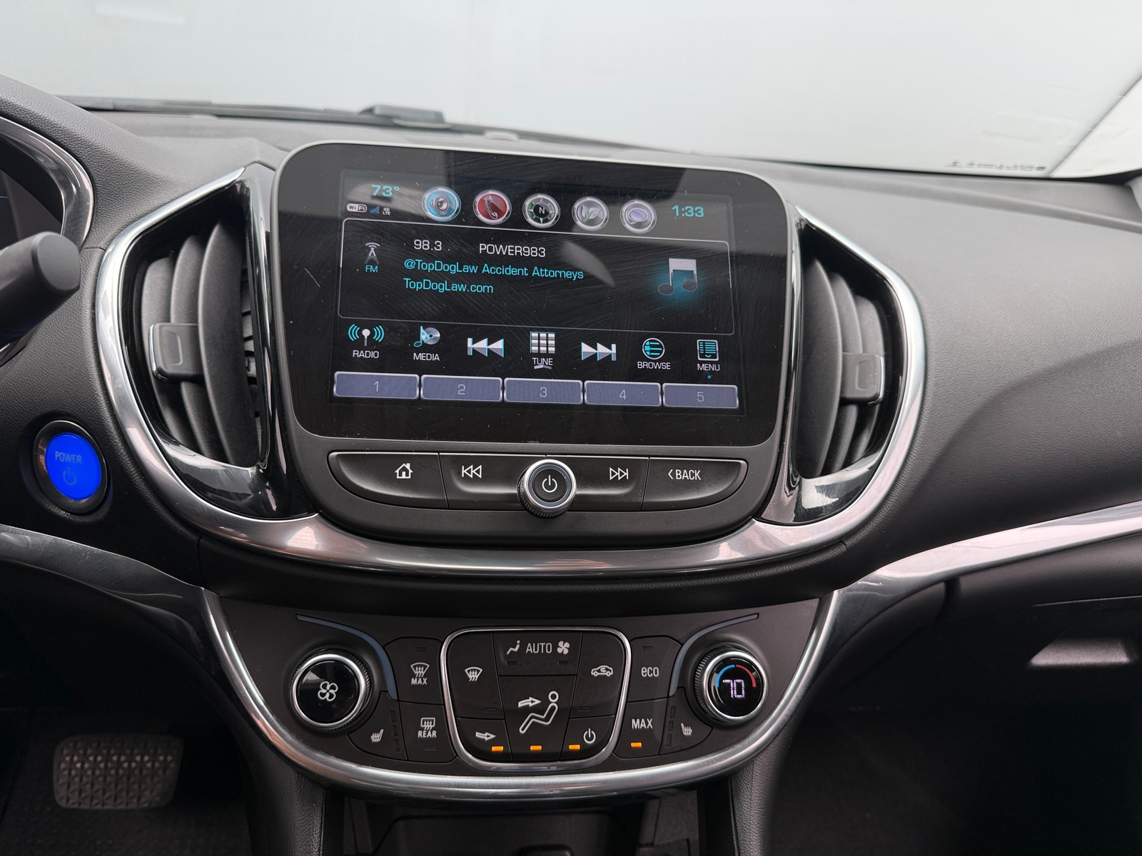 Thumbnail: 2018 Chevrolet Volt - 3