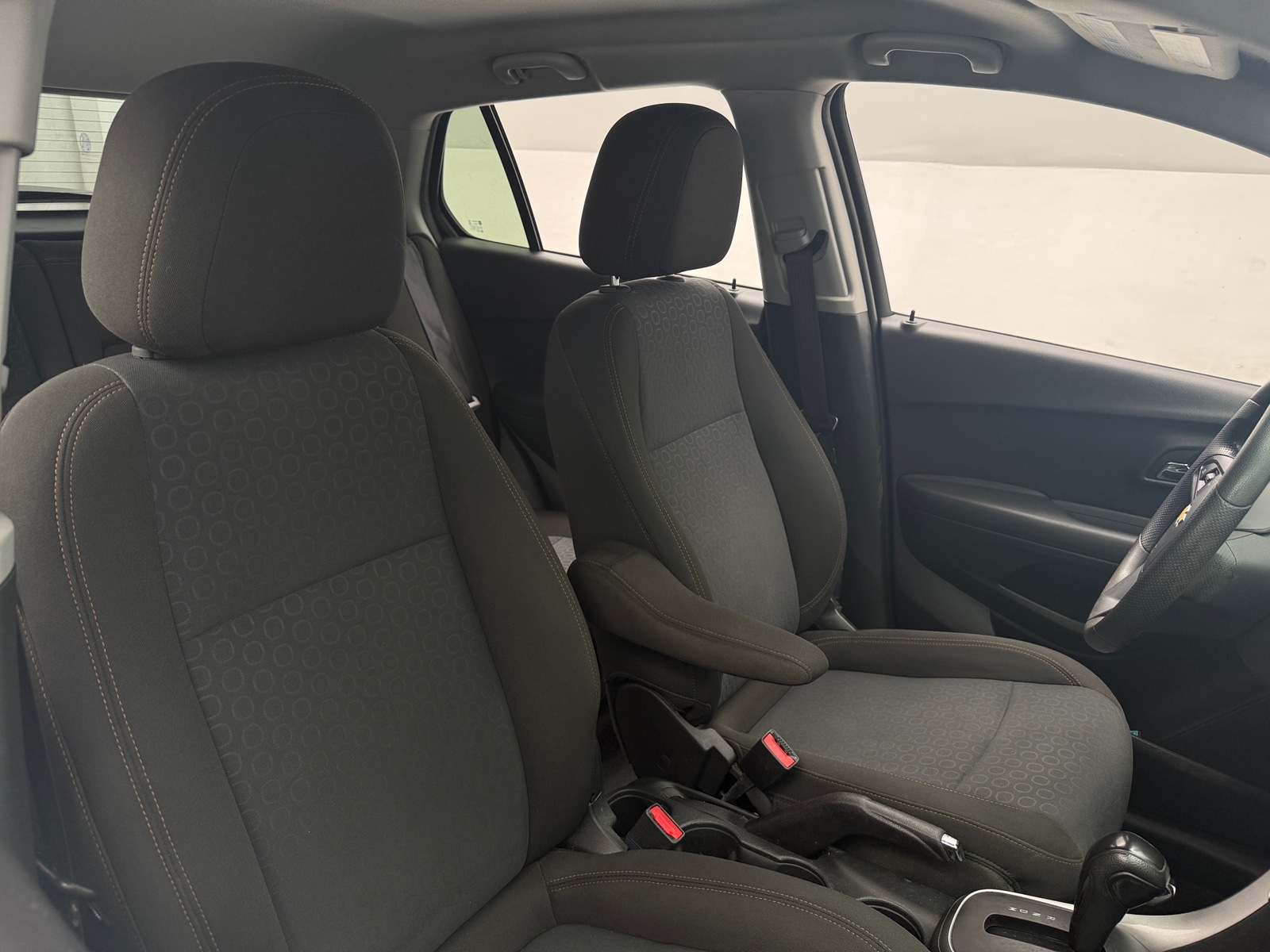 Thumbnail: 2020 Chevrolet Trax - 2