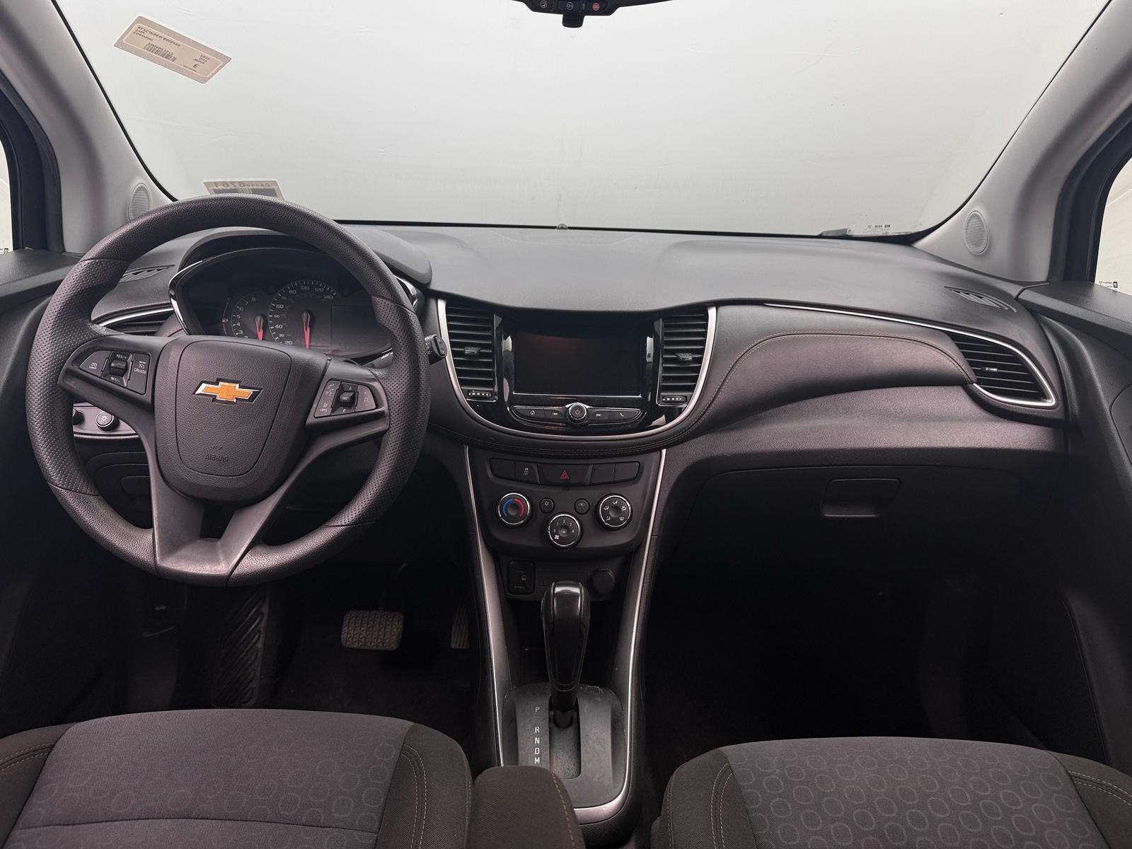 Thumbnail: 2020 Chevrolet Trax - 3