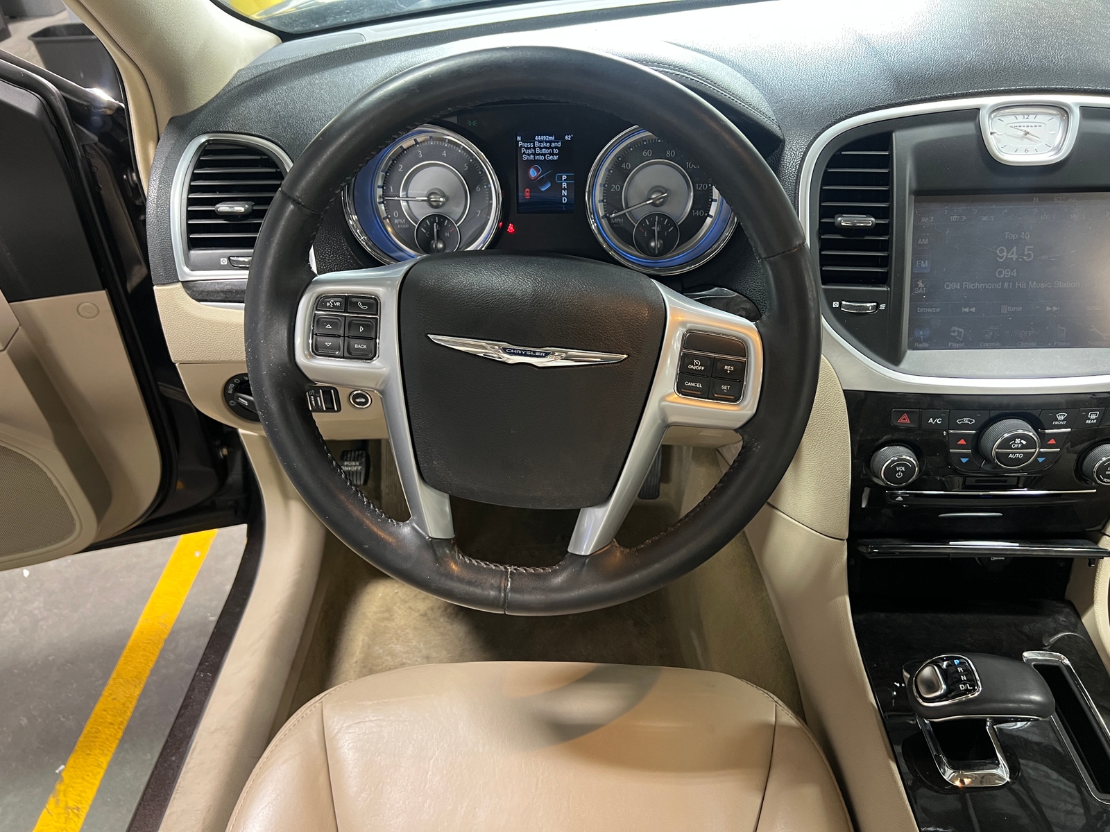 Thumbnail: 2013 Chrysler 300 - 4