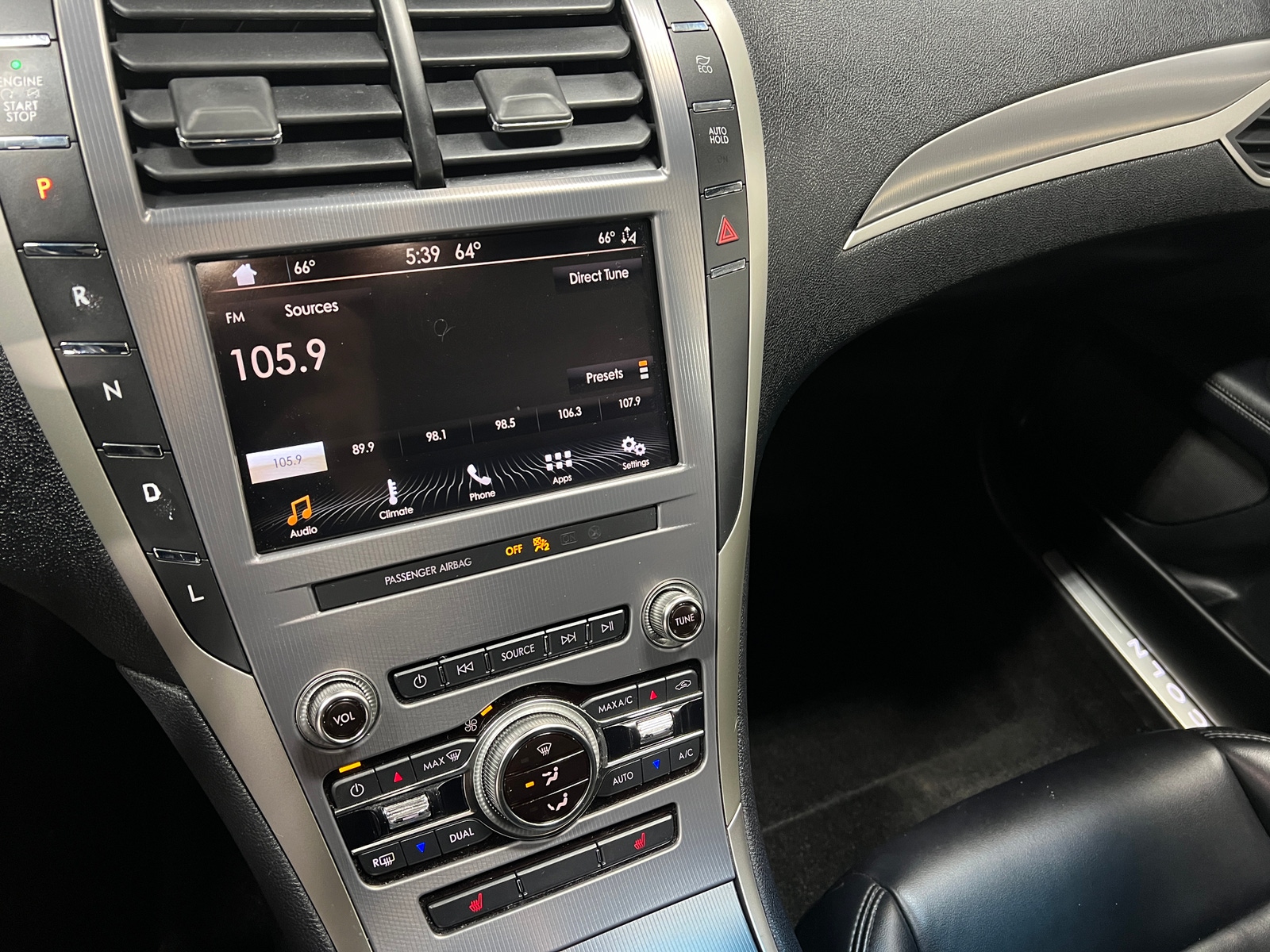 Thumbnail: 2019 Lincoln MKZ - 3