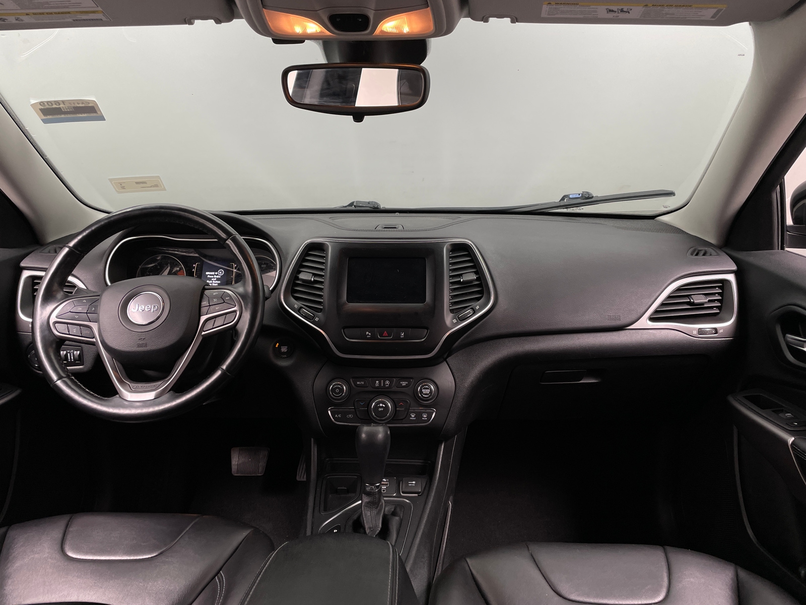 Thumbnail: 2021 Jeep Cherokee - 3