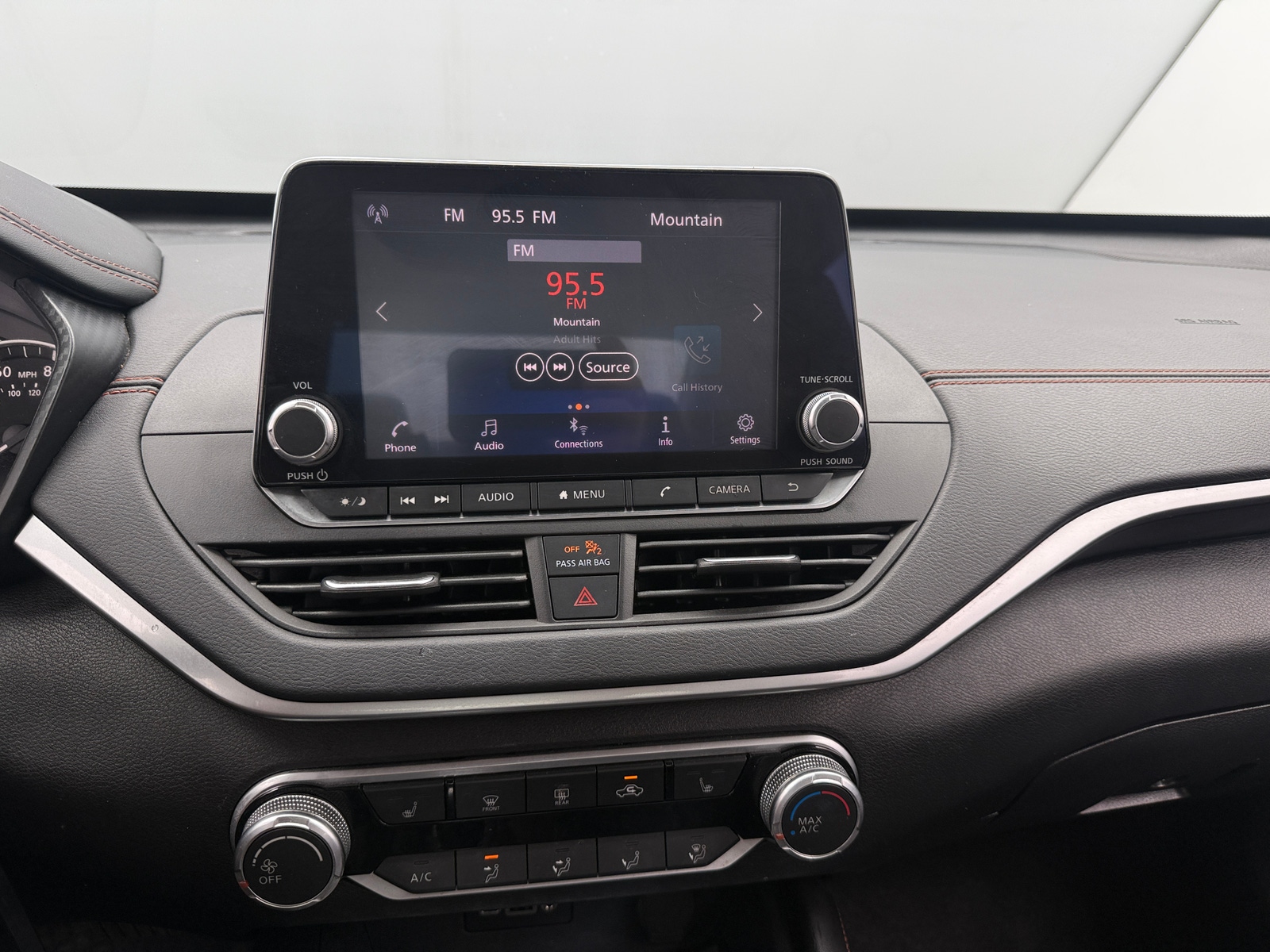 Thumbnail: 2021 Nissan Altima - 4