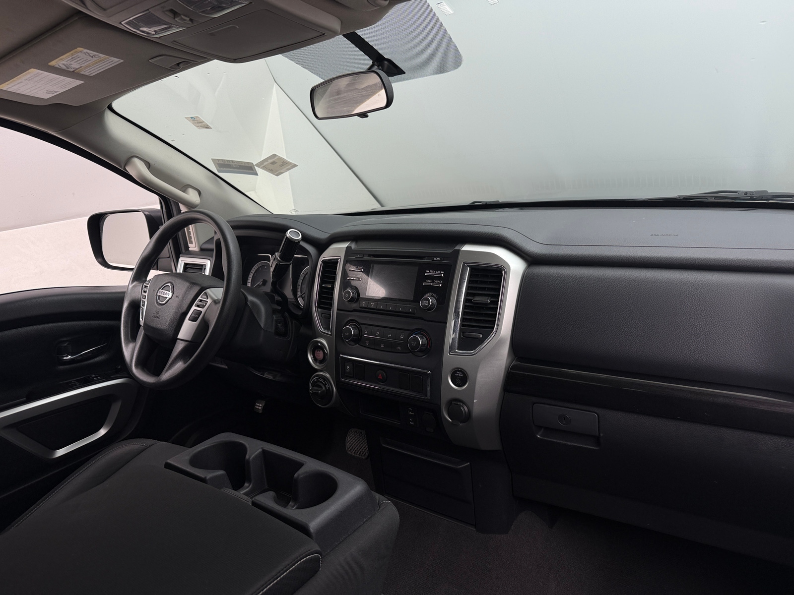 Thumbnail: 2017 Nissan Titan - 3