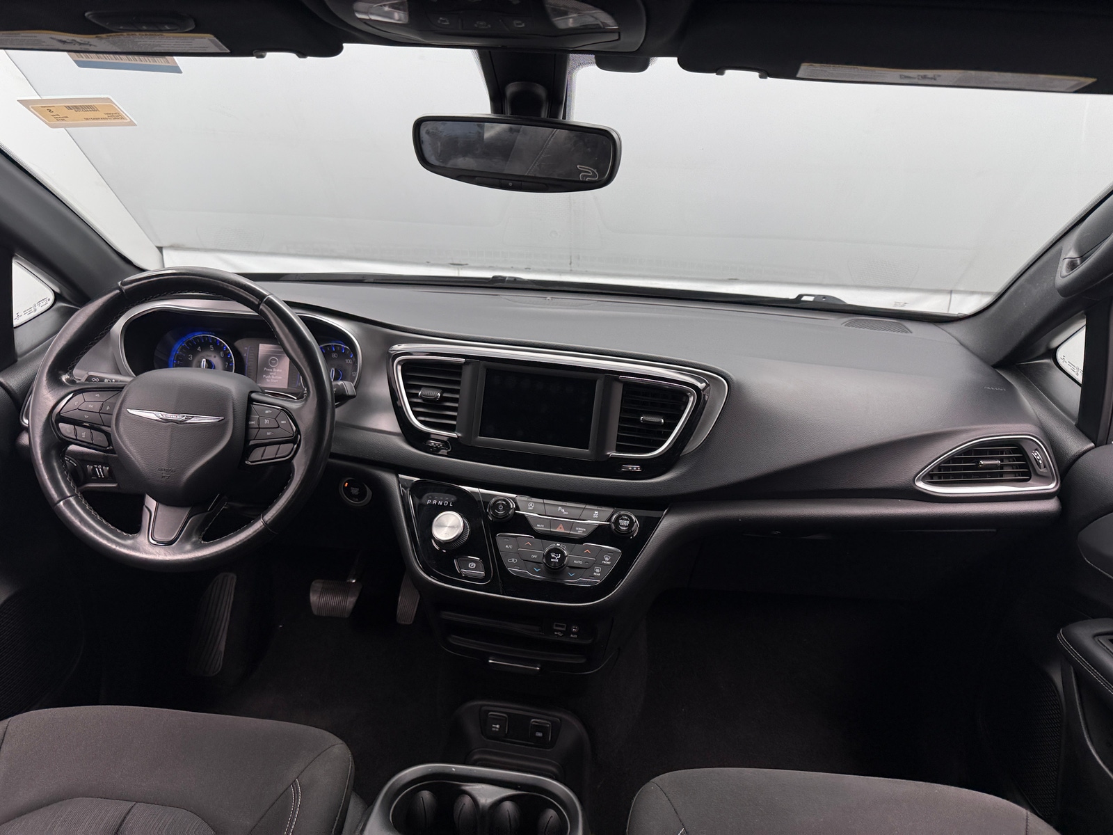 Thumbnail: 2019 Chrysler Pacifica - 3