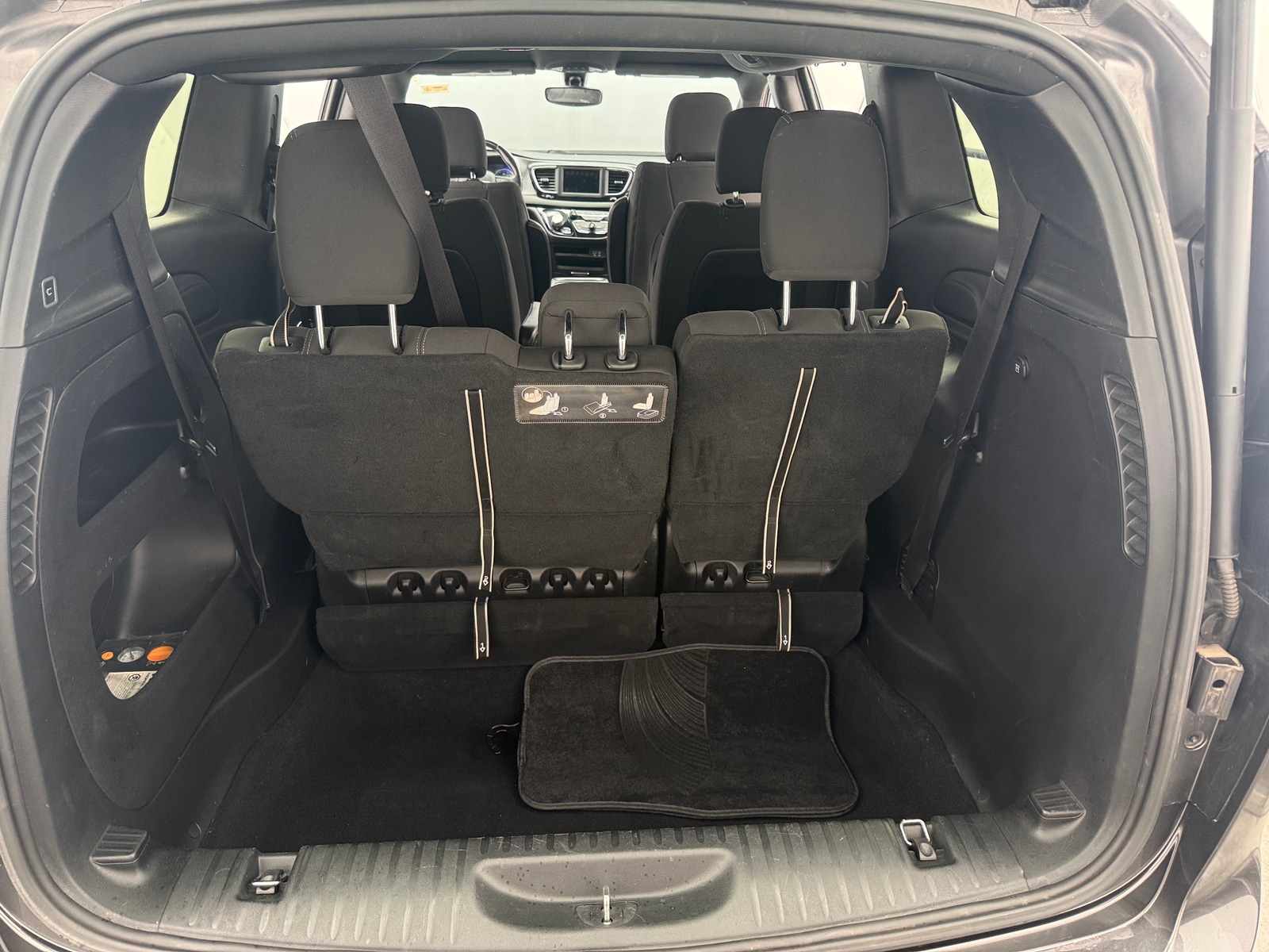 Thumbnail: 2019 Chrysler Pacifica - 7