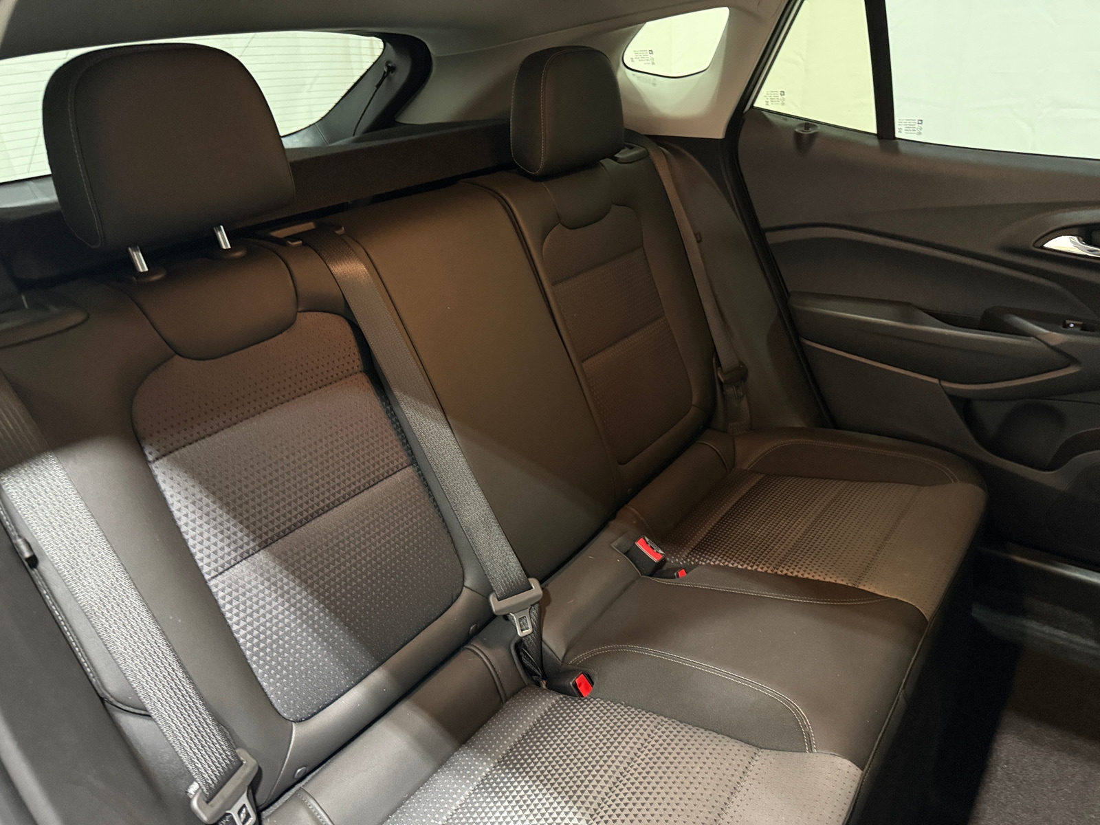 Thumbnail: 2025 Chevrolet Trax - 6