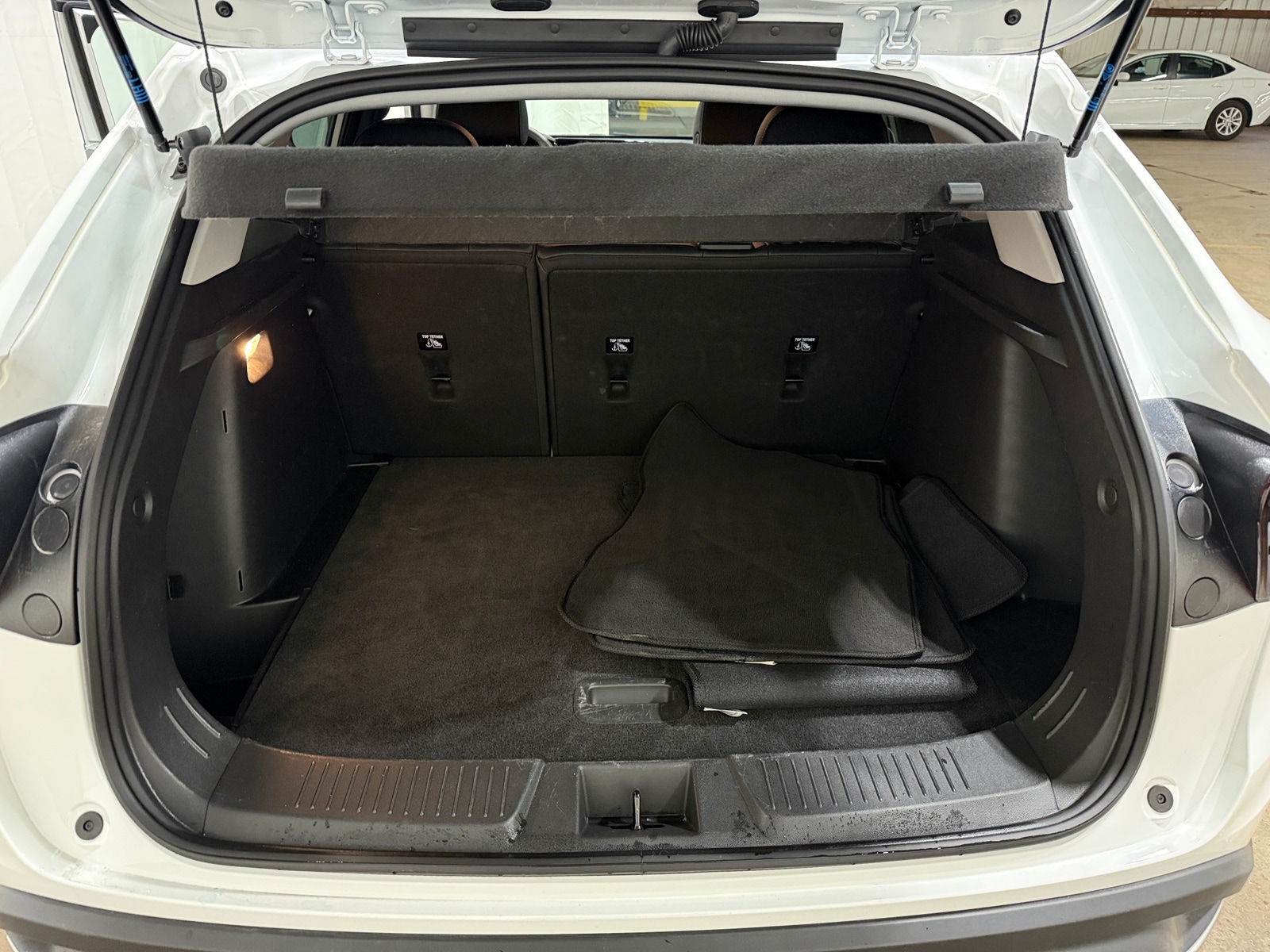 Thumbnail: 2025 Chevrolet Trax - 7