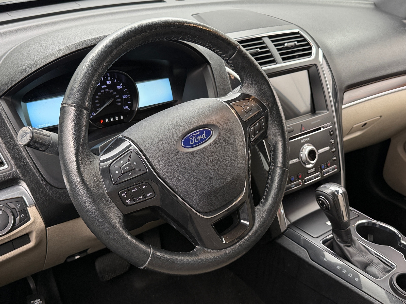 Thumbnail: 2018 Ford Explorer - 4