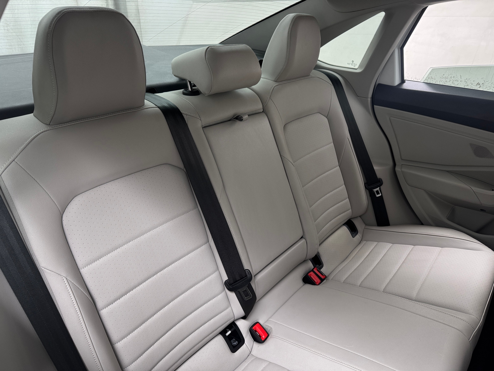 Thumbnail: 2024 Volkswagen Jetta - 5