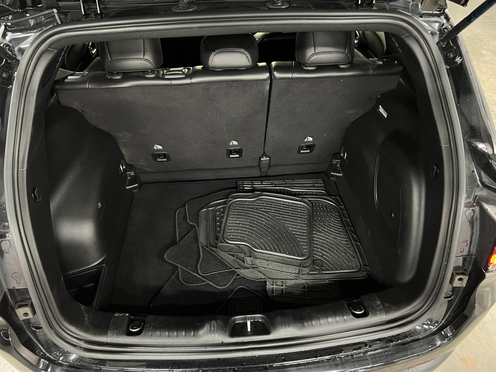 Thumbnail: 2023 Jeep Compass - 6