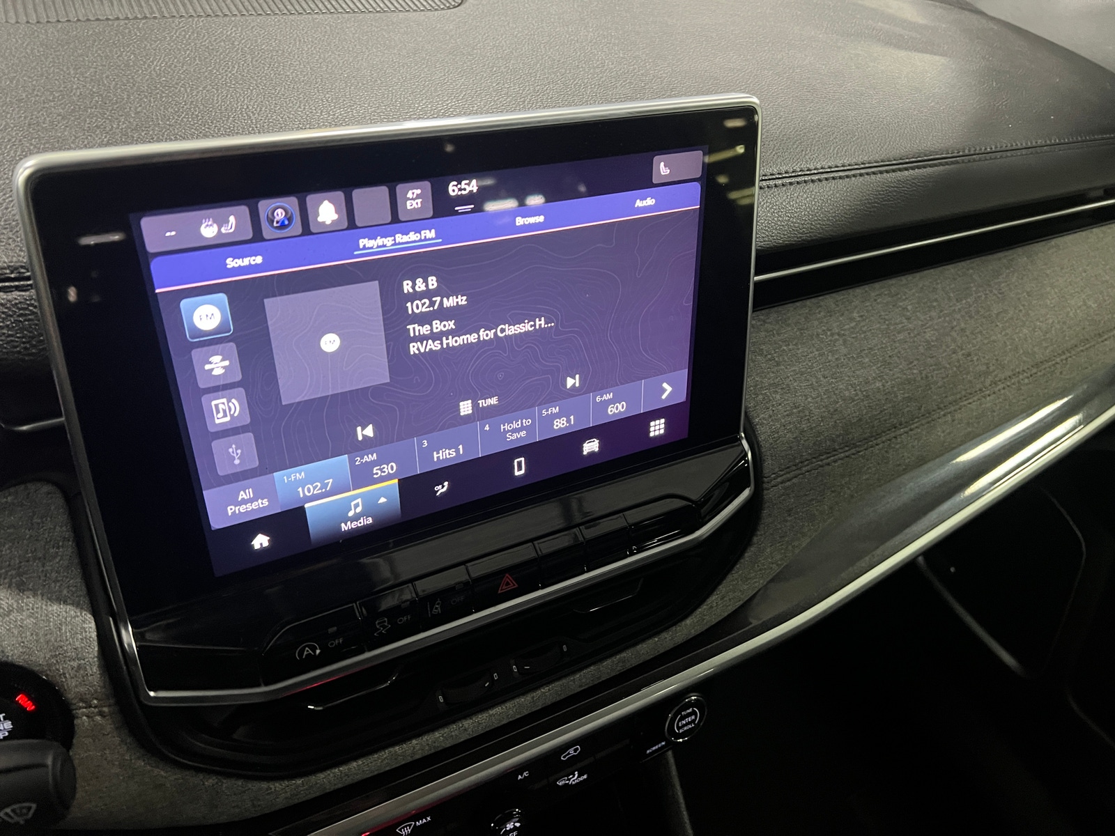 Thumbnail: 2023 Jeep Compass - 3