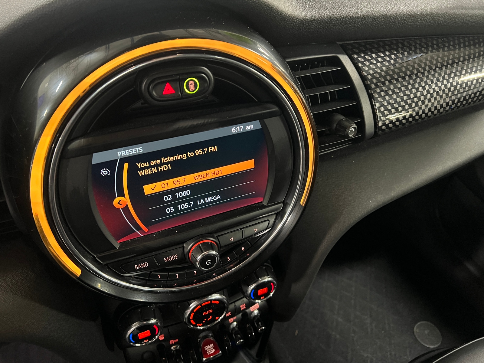 Thumbnail: 2019 MINI Cooper Hardtop - 3