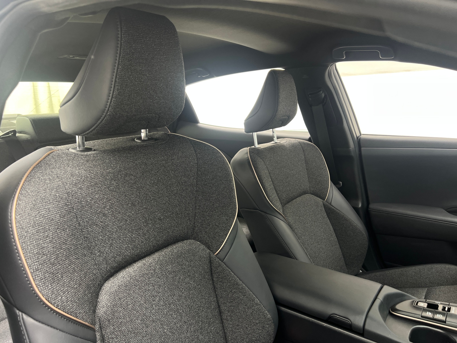 Thumbnail: 2023 Toyota Crown - 2