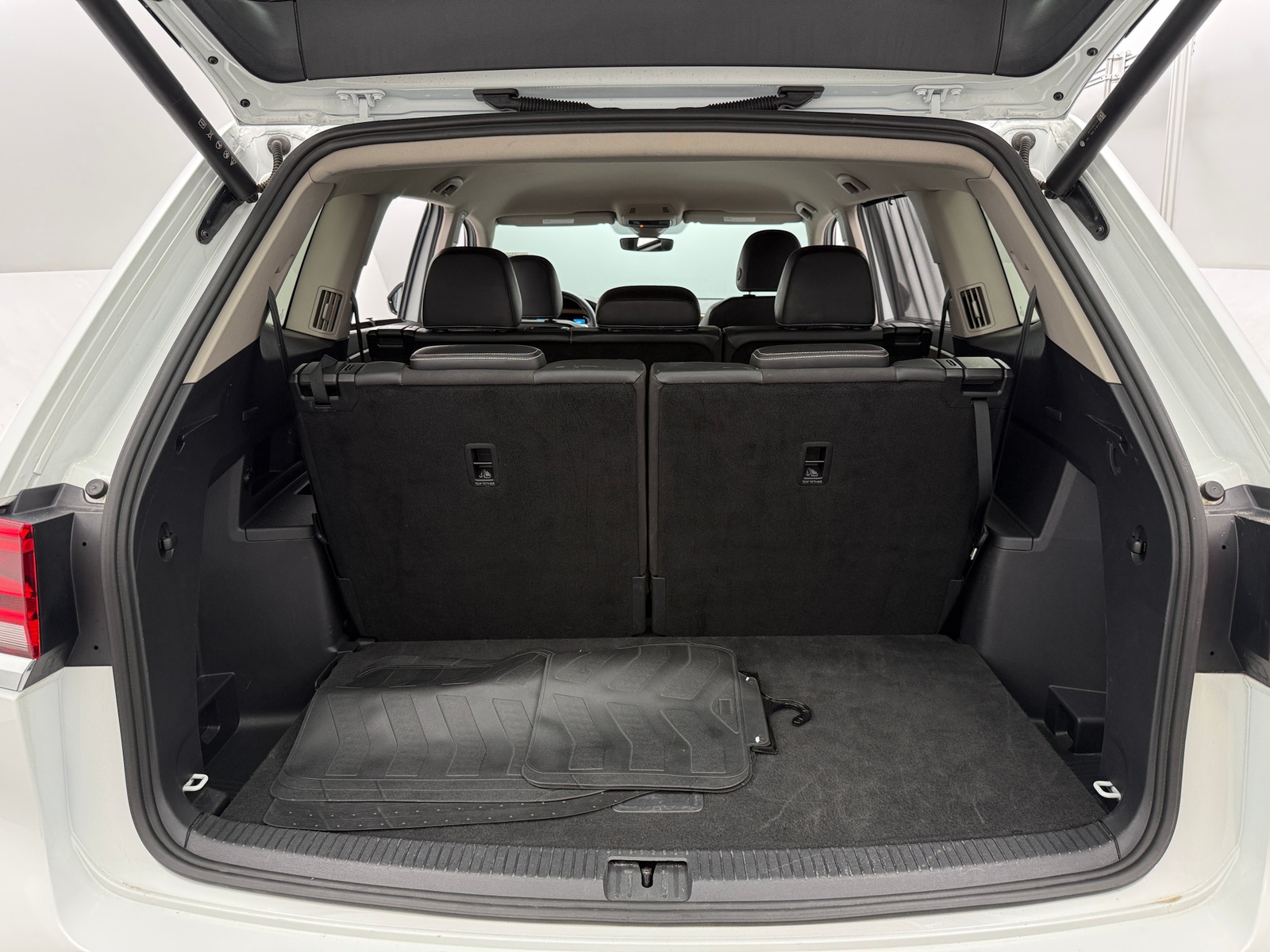 Thumbnail: 2025 Volkswagen Atlas - 6