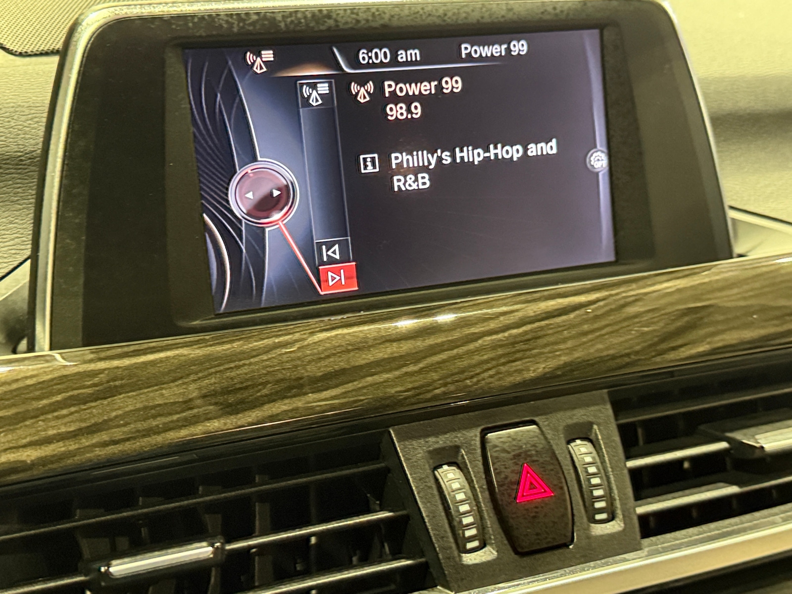 Thumbnail: 2017 BMW X1 - 3