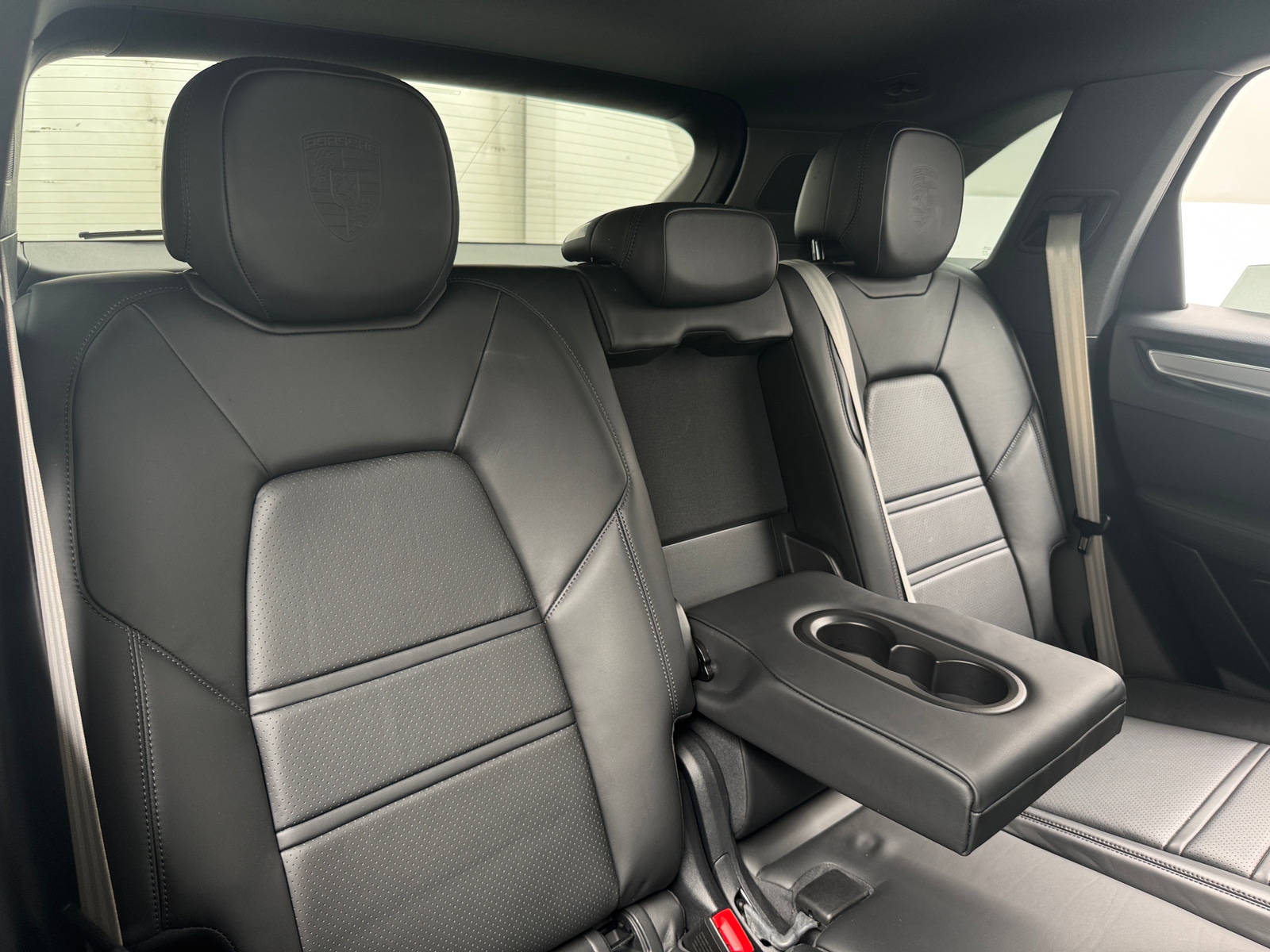 Thumbnail: 2022 Porsche Cayenne - 5