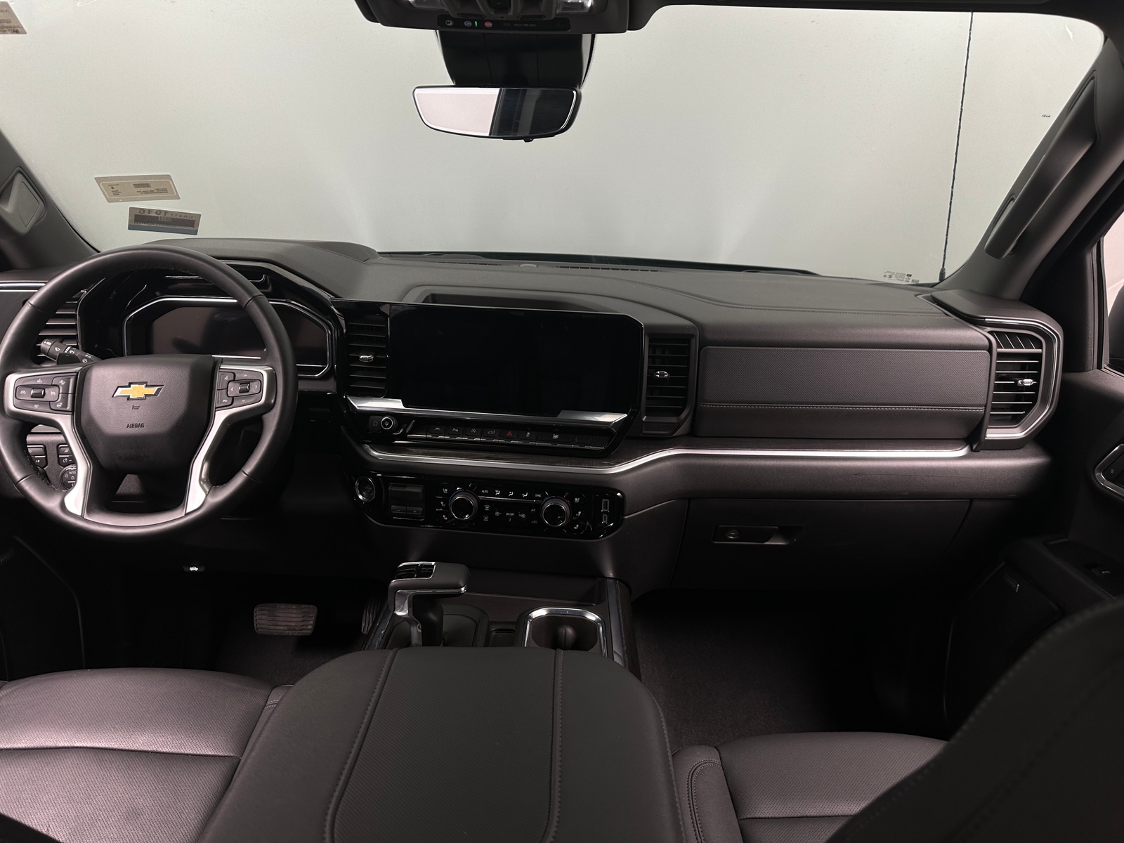 Thumbnail: 2025 Chevrolet Silverado 1500 - 2