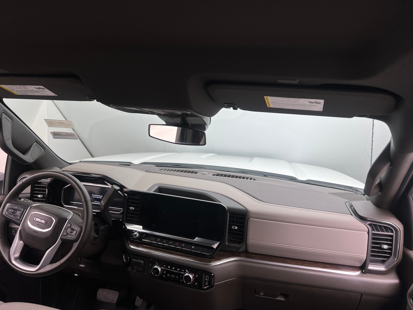 Thumbnail: 2025 GMC Sierra 2500 - 3