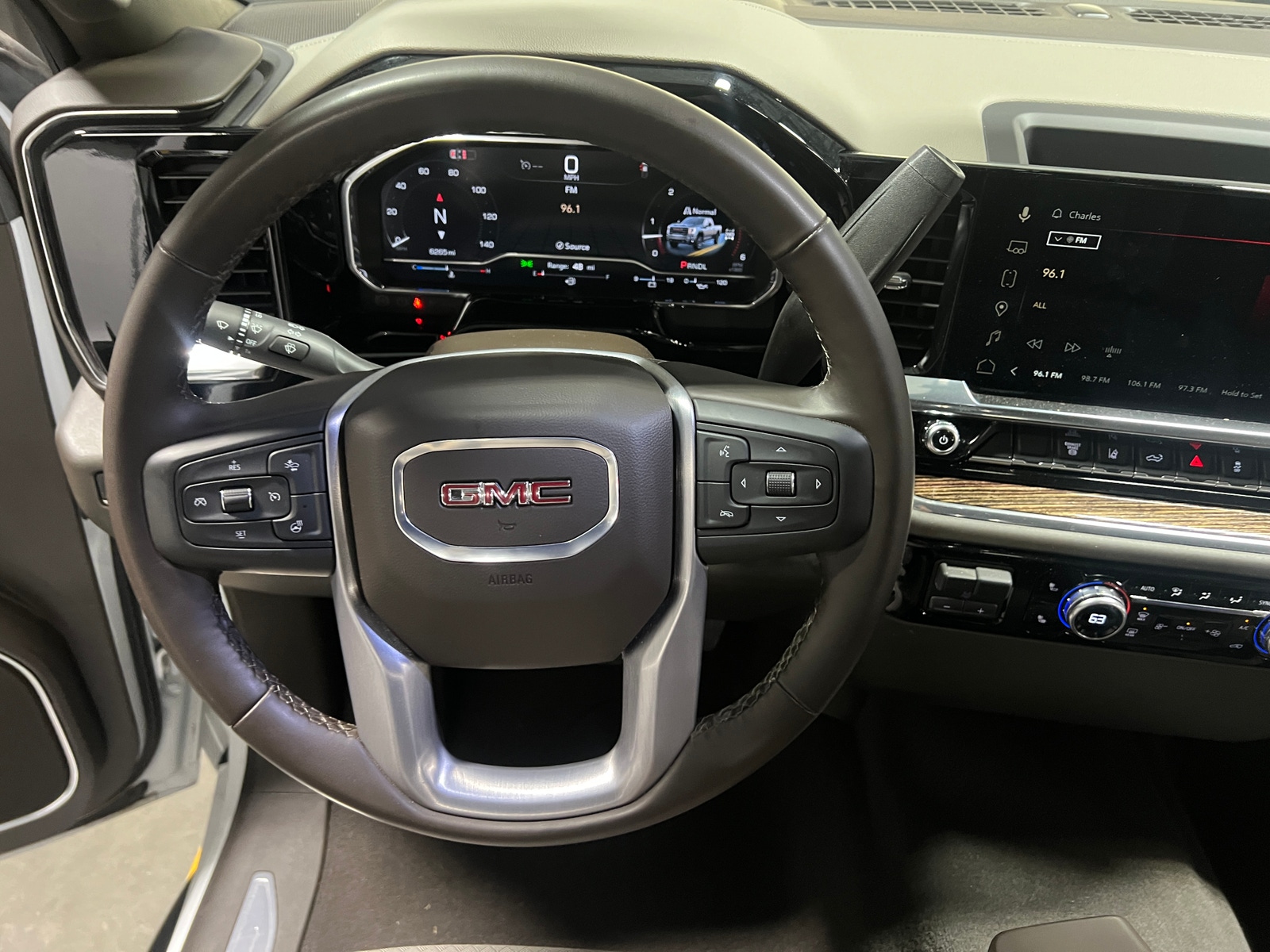 Thumbnail: 2025 GMC Sierra 2500 - 5