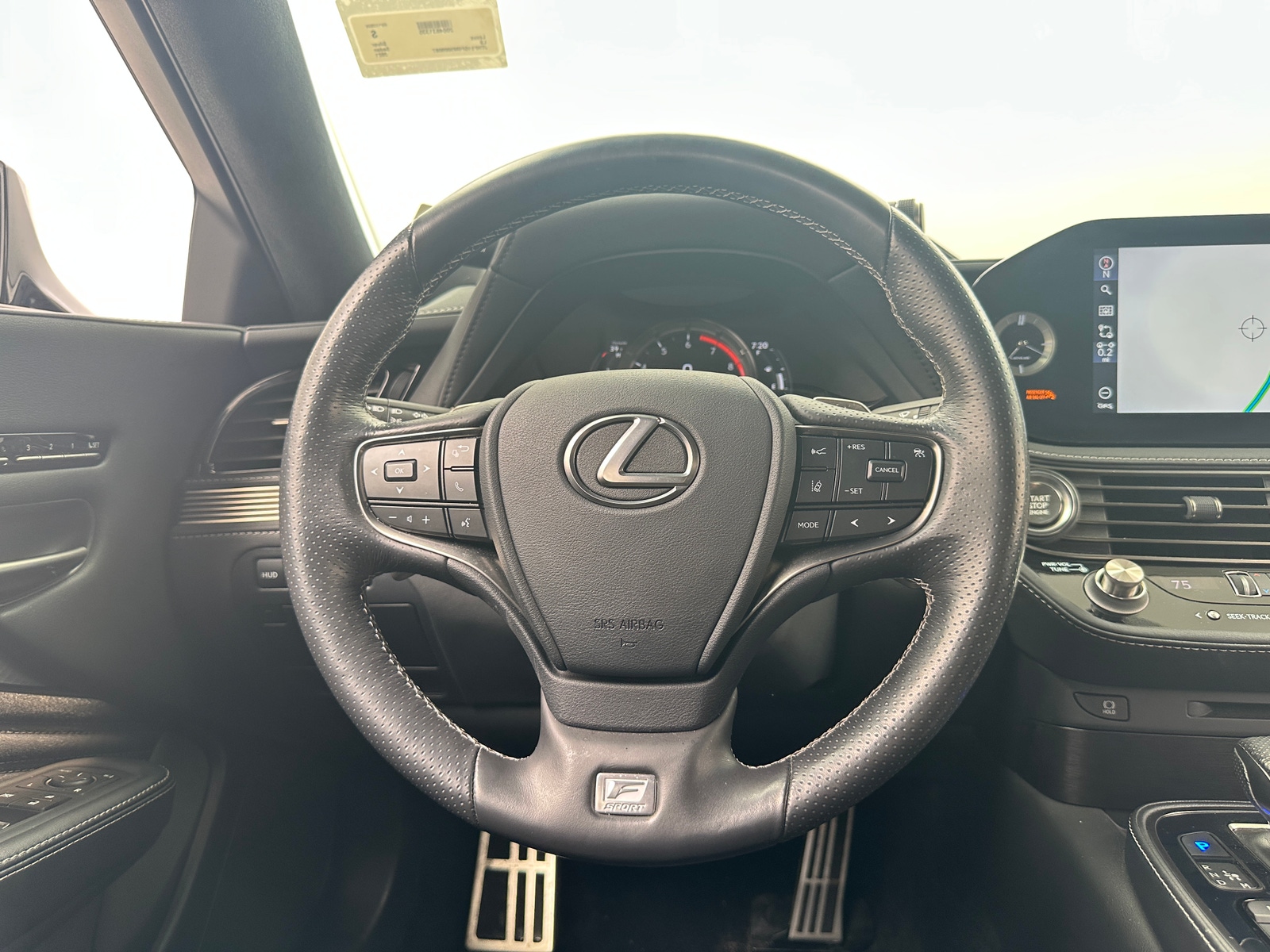 Thumbnail: 2021 Lexus LS - 4