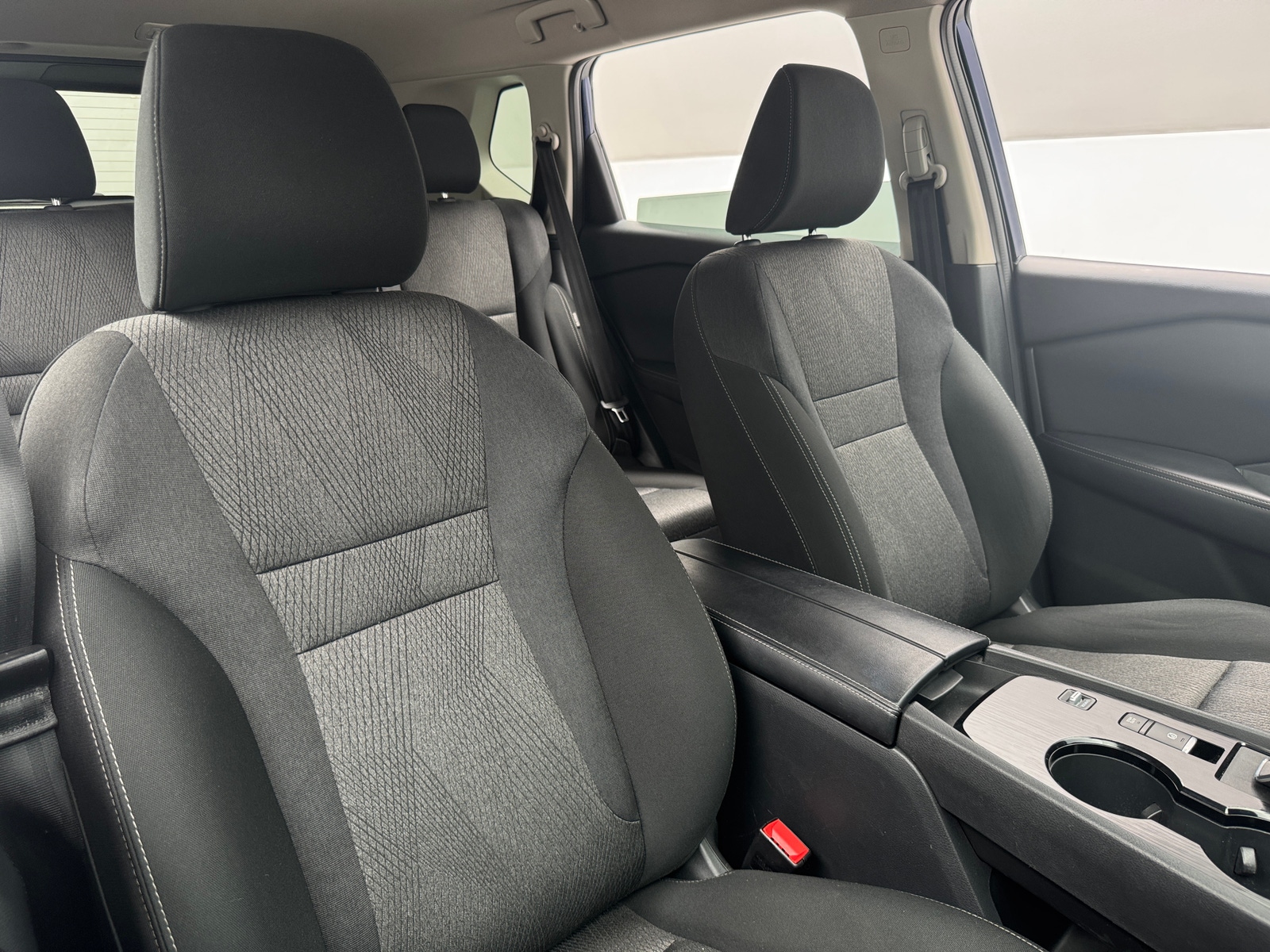 Thumbnail: 2025 Nissan Rogue - 2