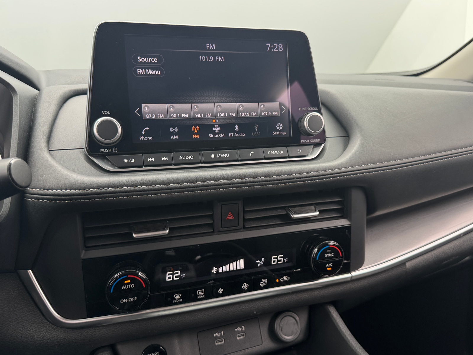 Thumbnail: 2025 Nissan Rogue - 4