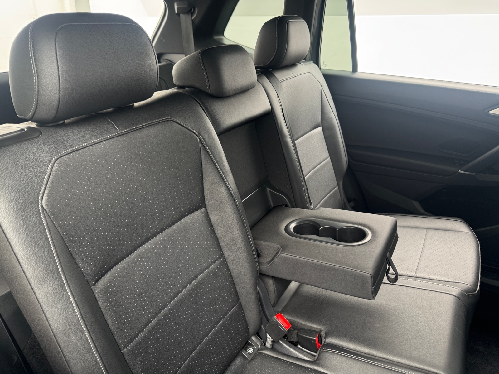 Thumbnail: 2020 Volkswagen Tiguan - 5