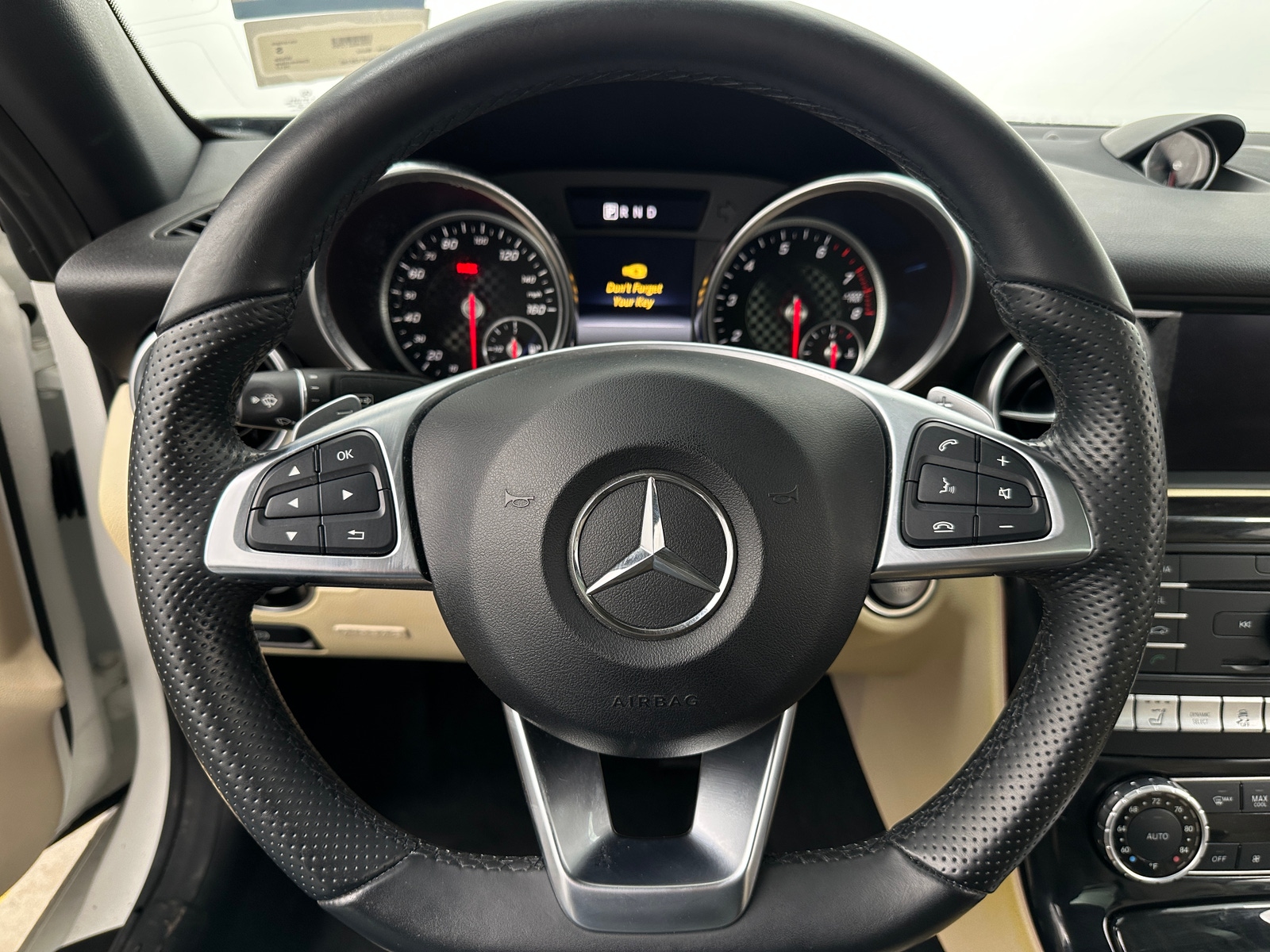 Thumbnail: 2017 Mercedes-Benz SLC - 3