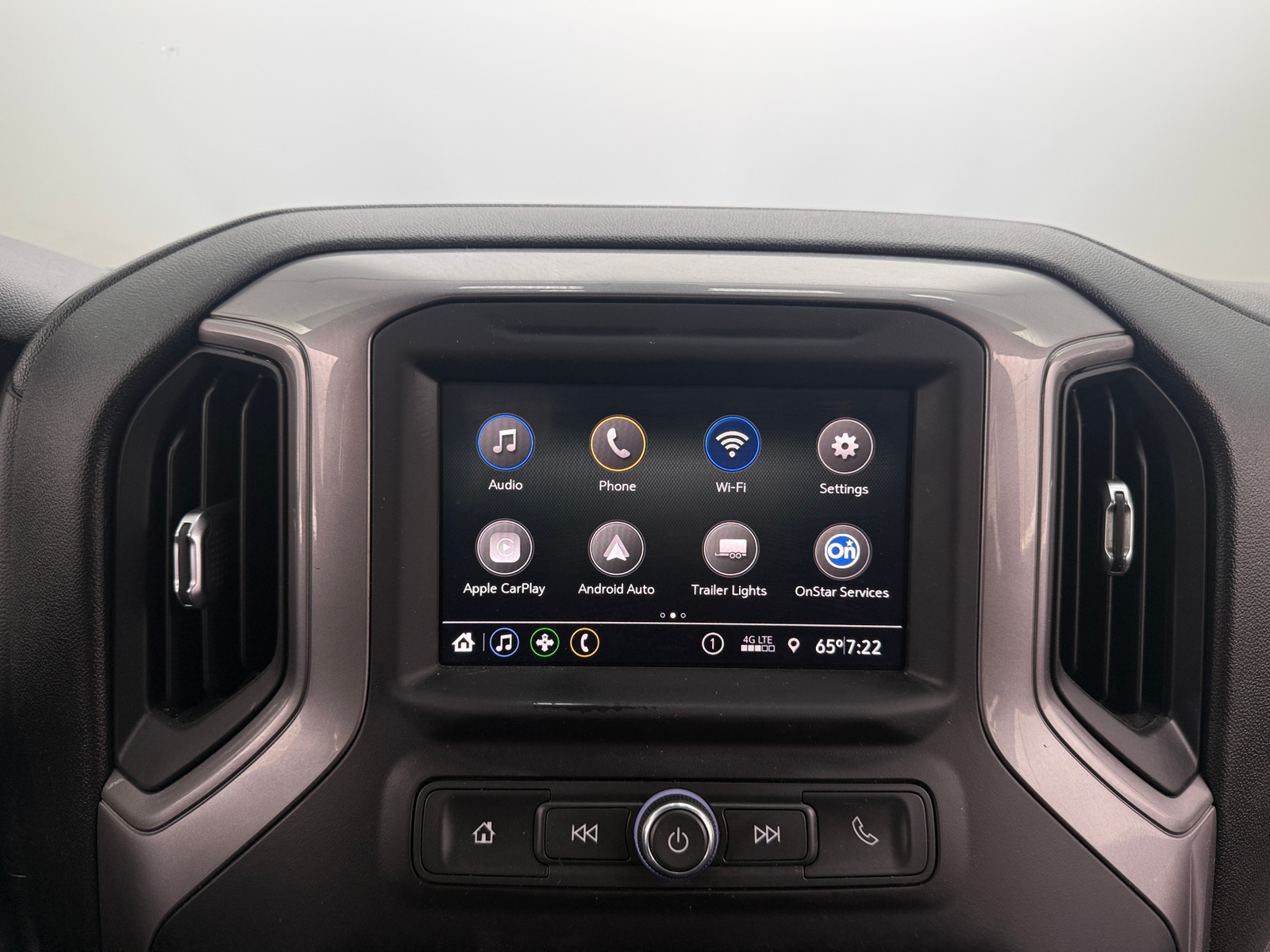 Thumbnail: 2021 Chevrolet Silverado 1500 - 4