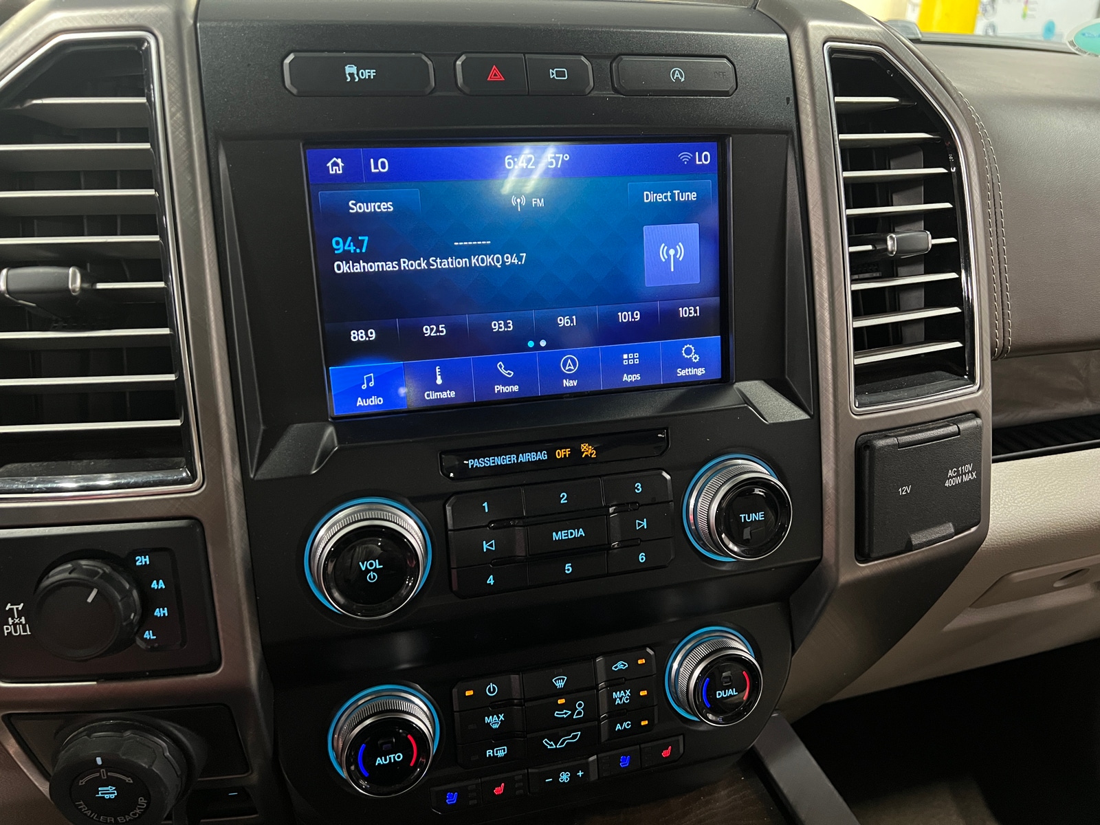 Thumbnail: 2019 Ford Econoline - 3