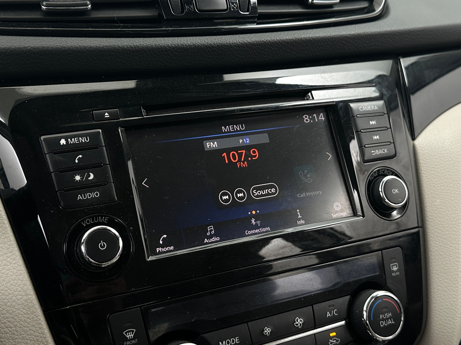 Thumbnail: 2021 Nissan Rogue Sport - 4