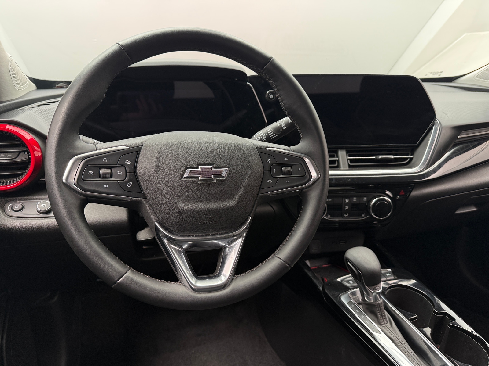 Thumbnail: 2024 Chevrolet Trax - 4