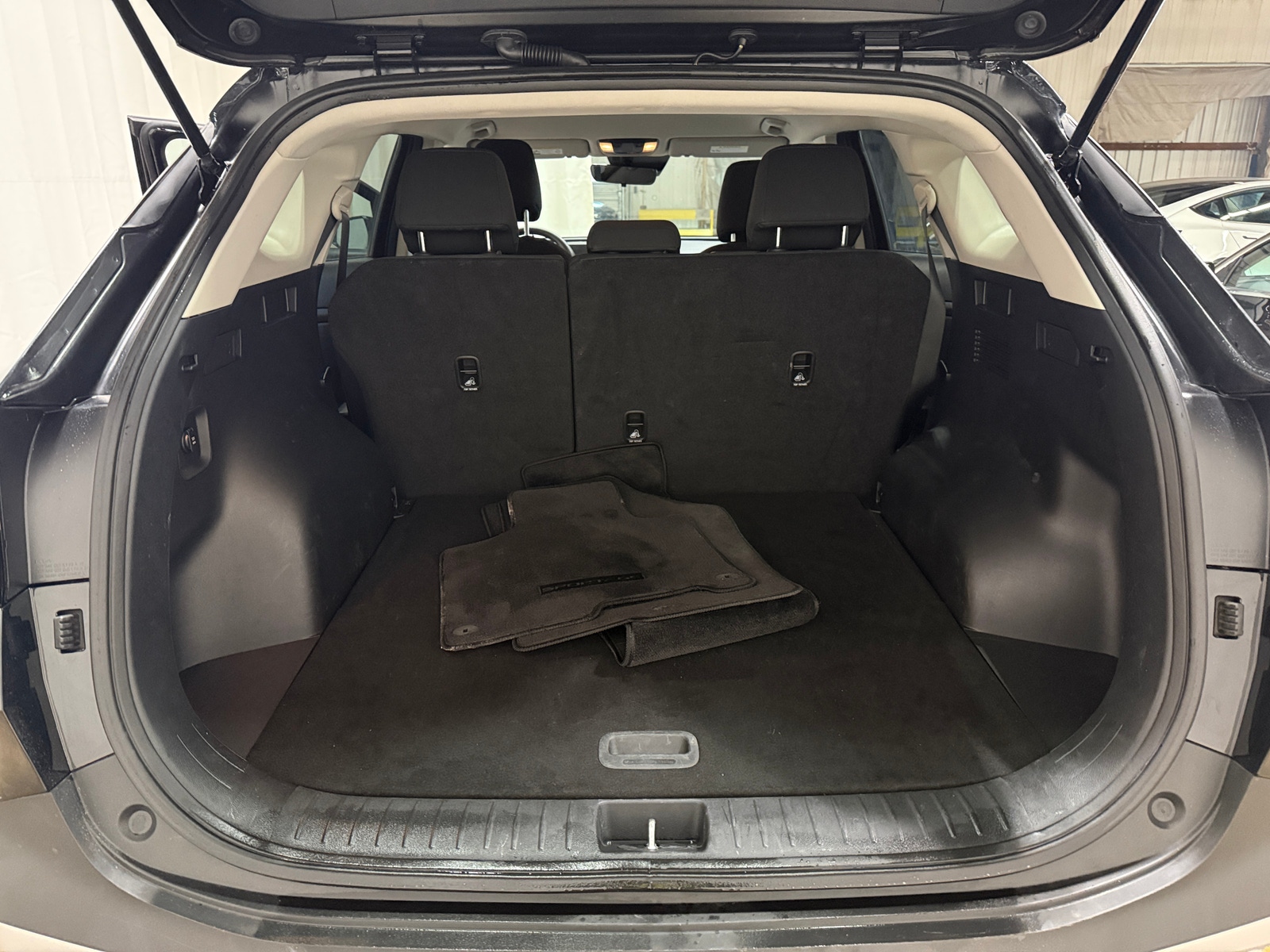 Thumbnail: 2025 Kia Sportage - 7