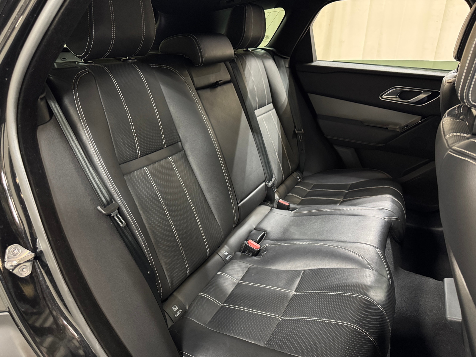 Thumbnail: 2021 Land Rover Range Rover Velar - 5