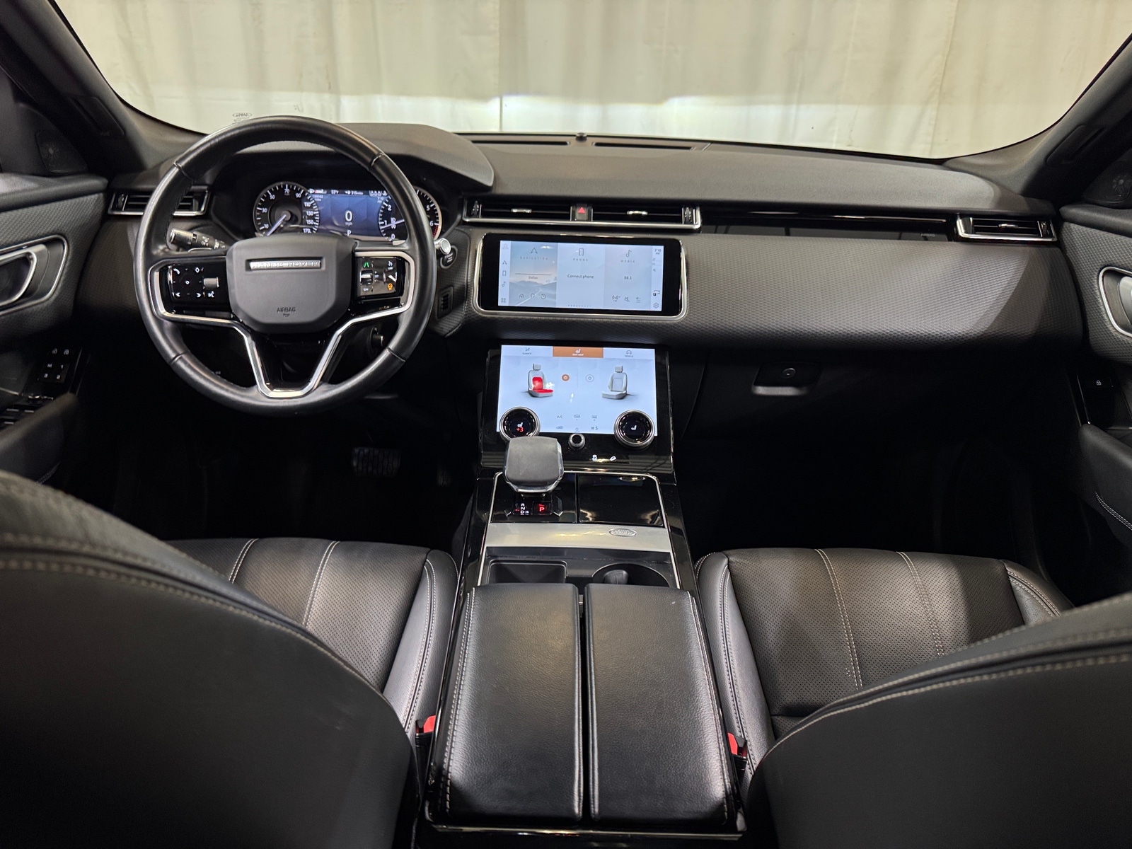 Thumbnail: 2021 Land Rover Range Rover Velar - 2