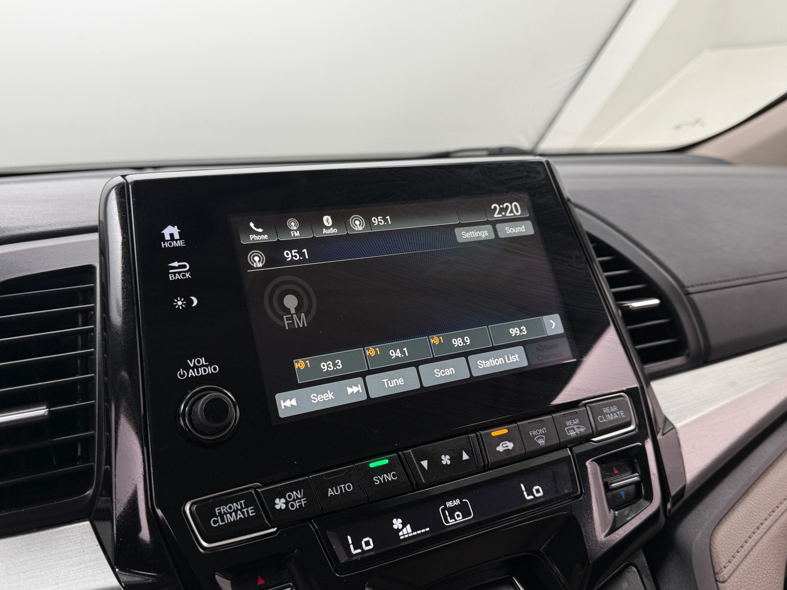 Thumbnail: 2019 Honda Odyssey - 4