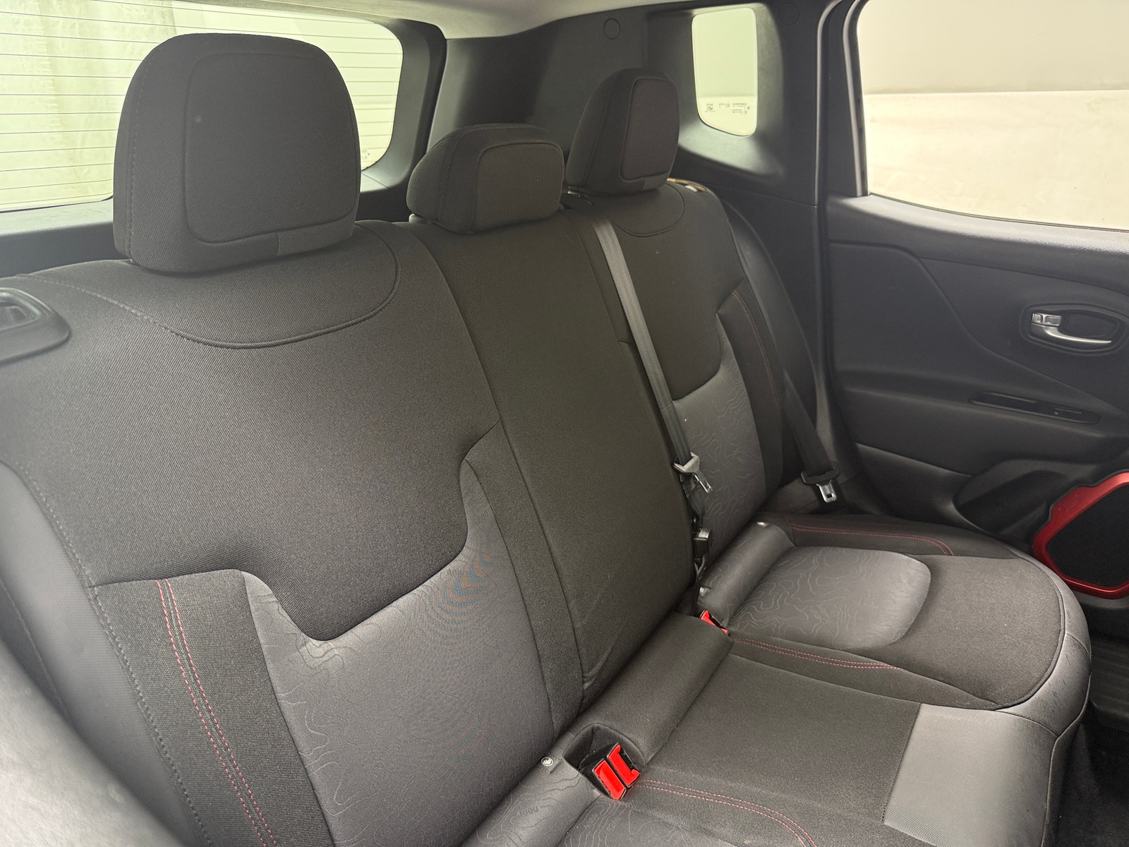 Thumbnail: 2016 Jeep Renegade - 6