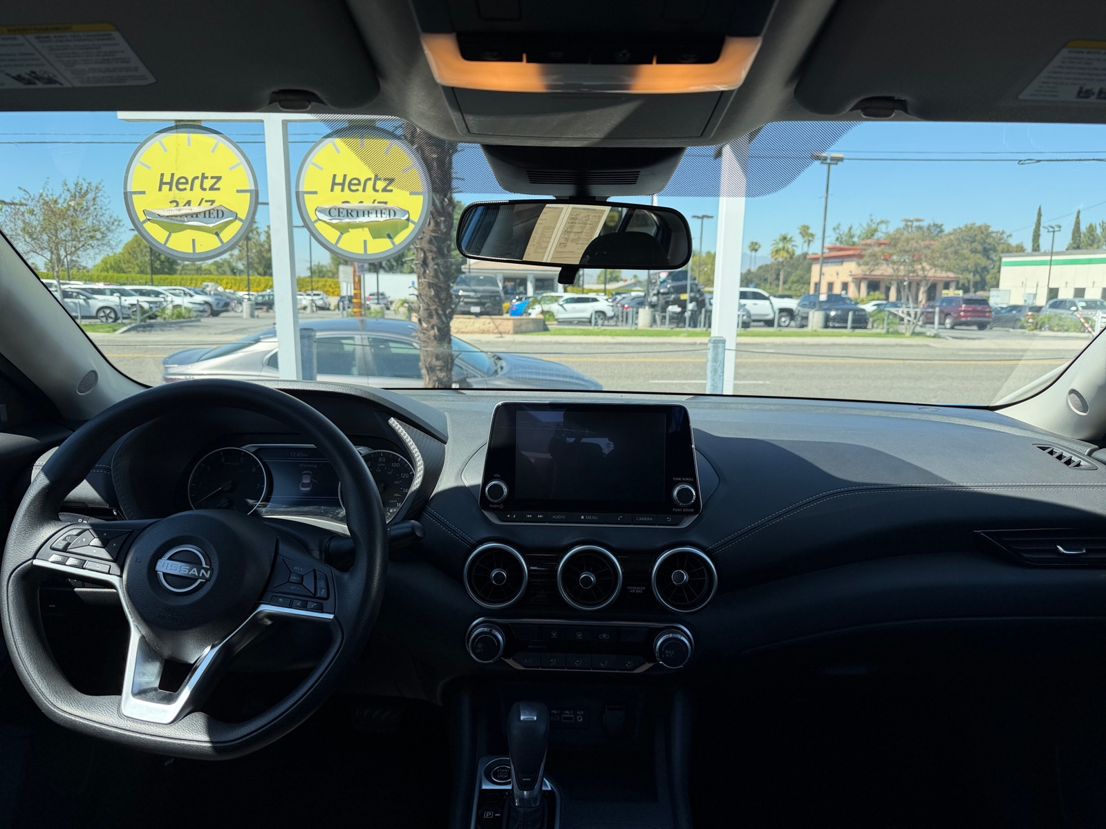 Thumbnail: 2025 Nissan Sentra - 3