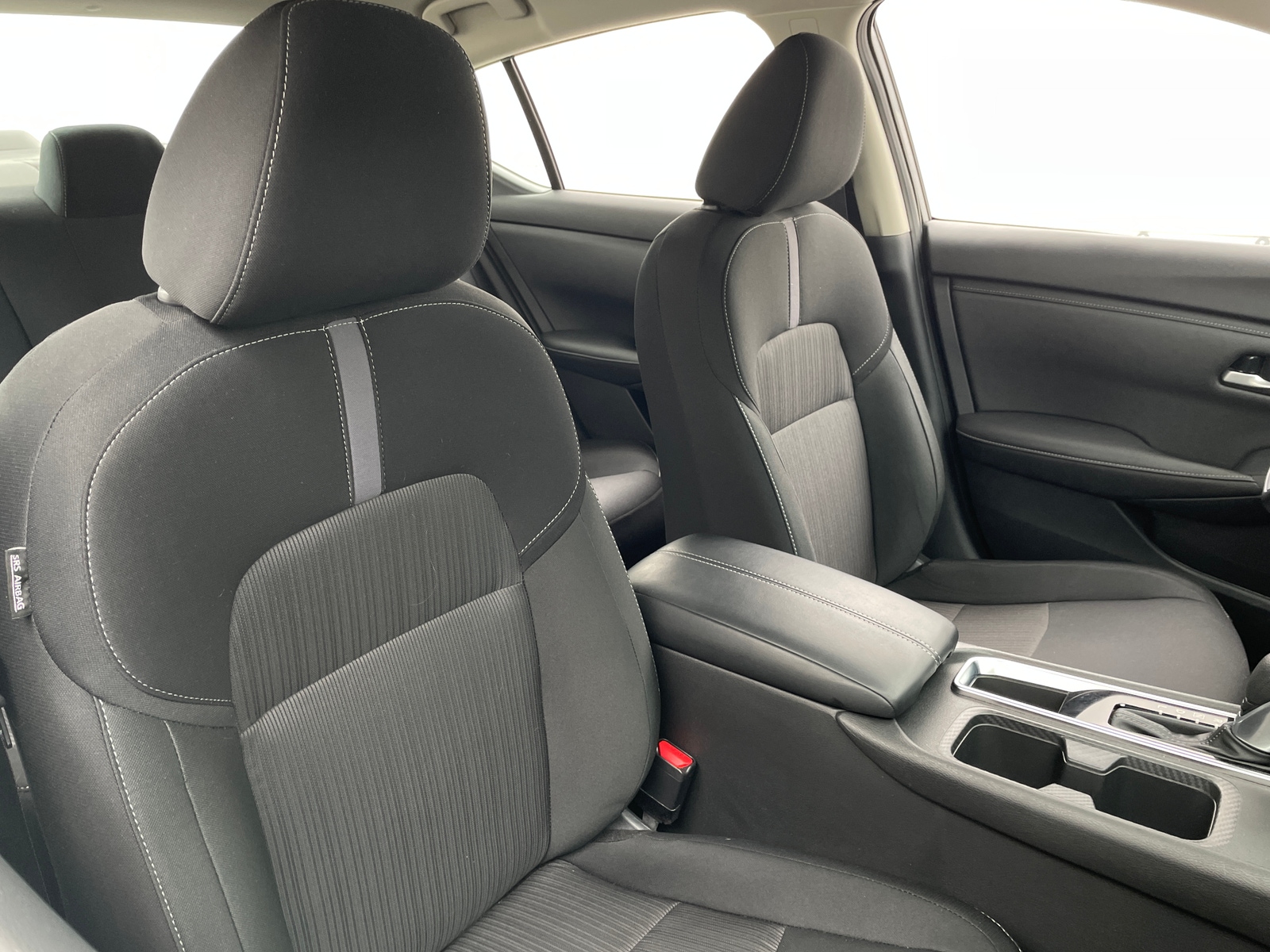 Thumbnail: 2025 Nissan Sentra - 2
